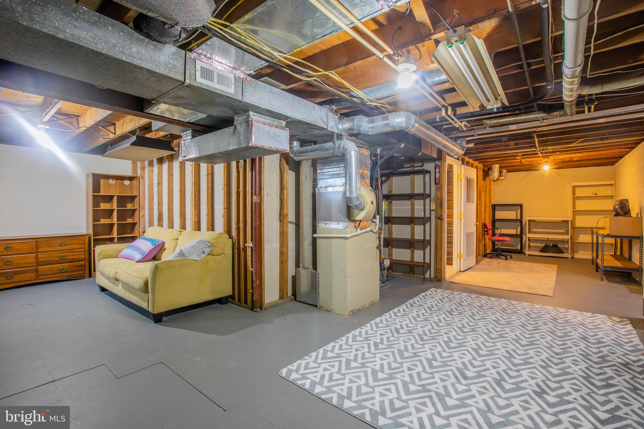 BROOKLYN PARK - Residential Lease