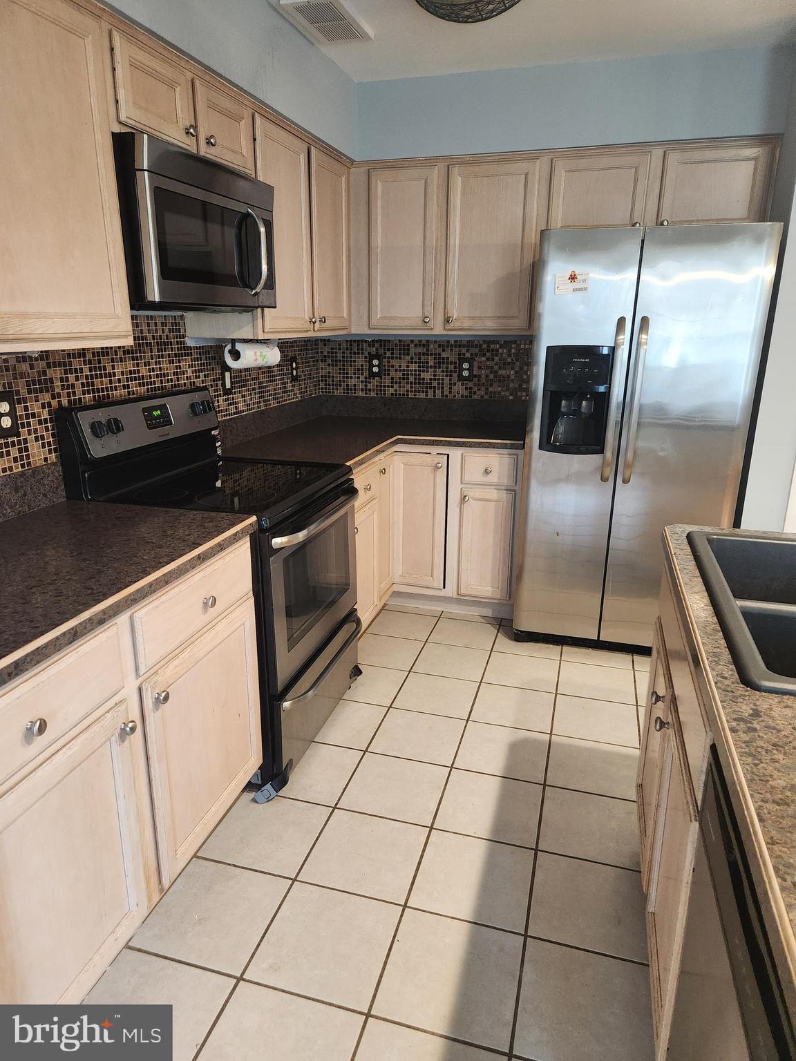 SPRING MILLS - Residential Lease