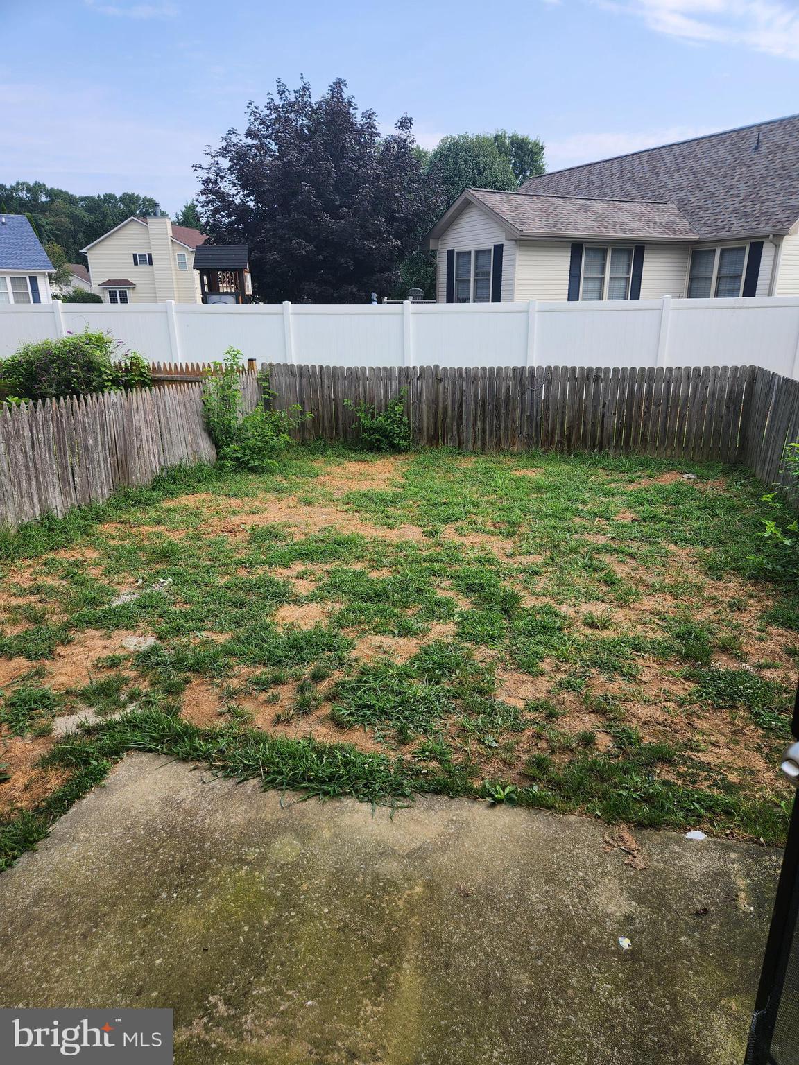 SPRING MILLS - Residential Lease