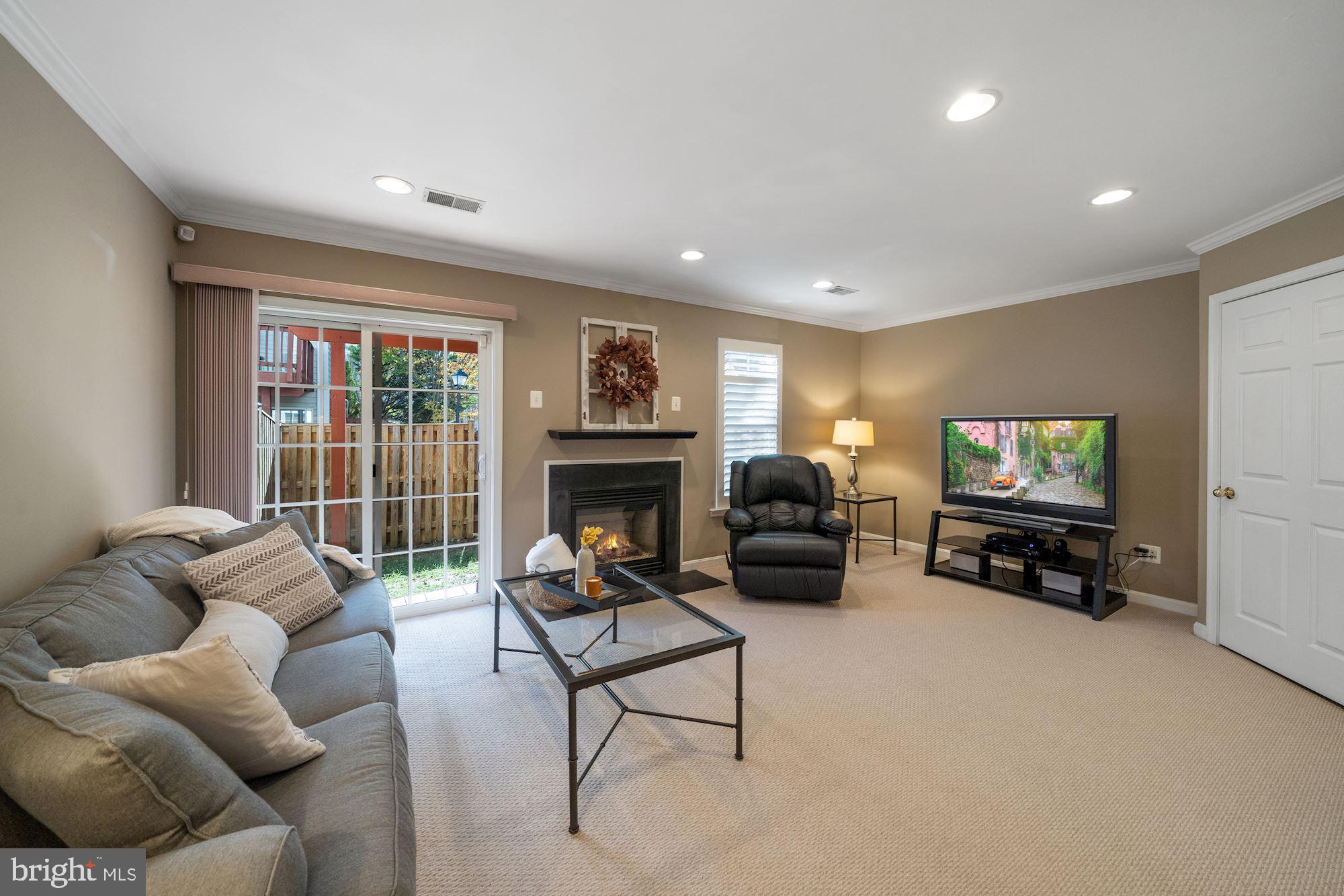 GROVE AT HUNTLEY MEADOWS - Residential