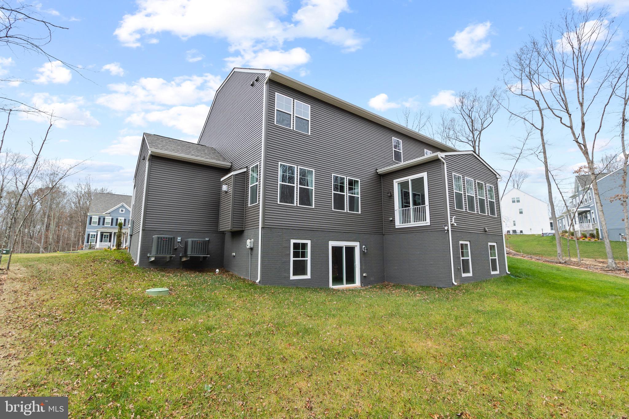 8618 SYCAMORE SPRINGS WAY