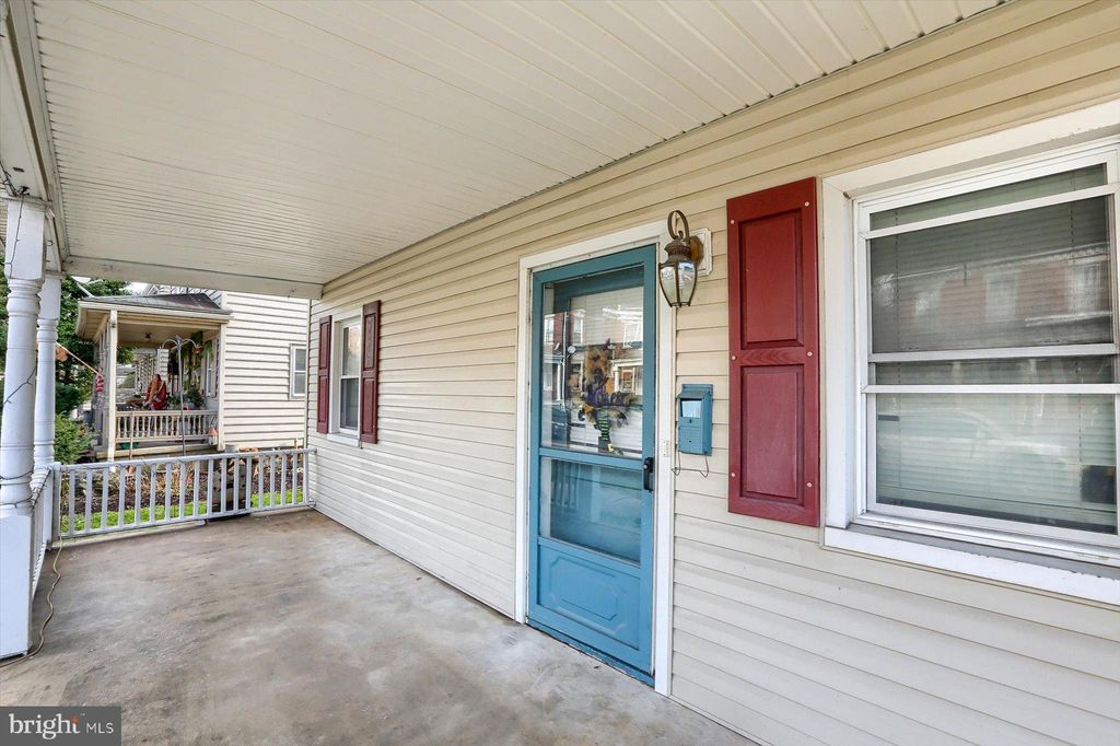 Photo of 30 E MAIN ST, MOUNTVILLE, PA 17554 (MLS # PALA2028394)