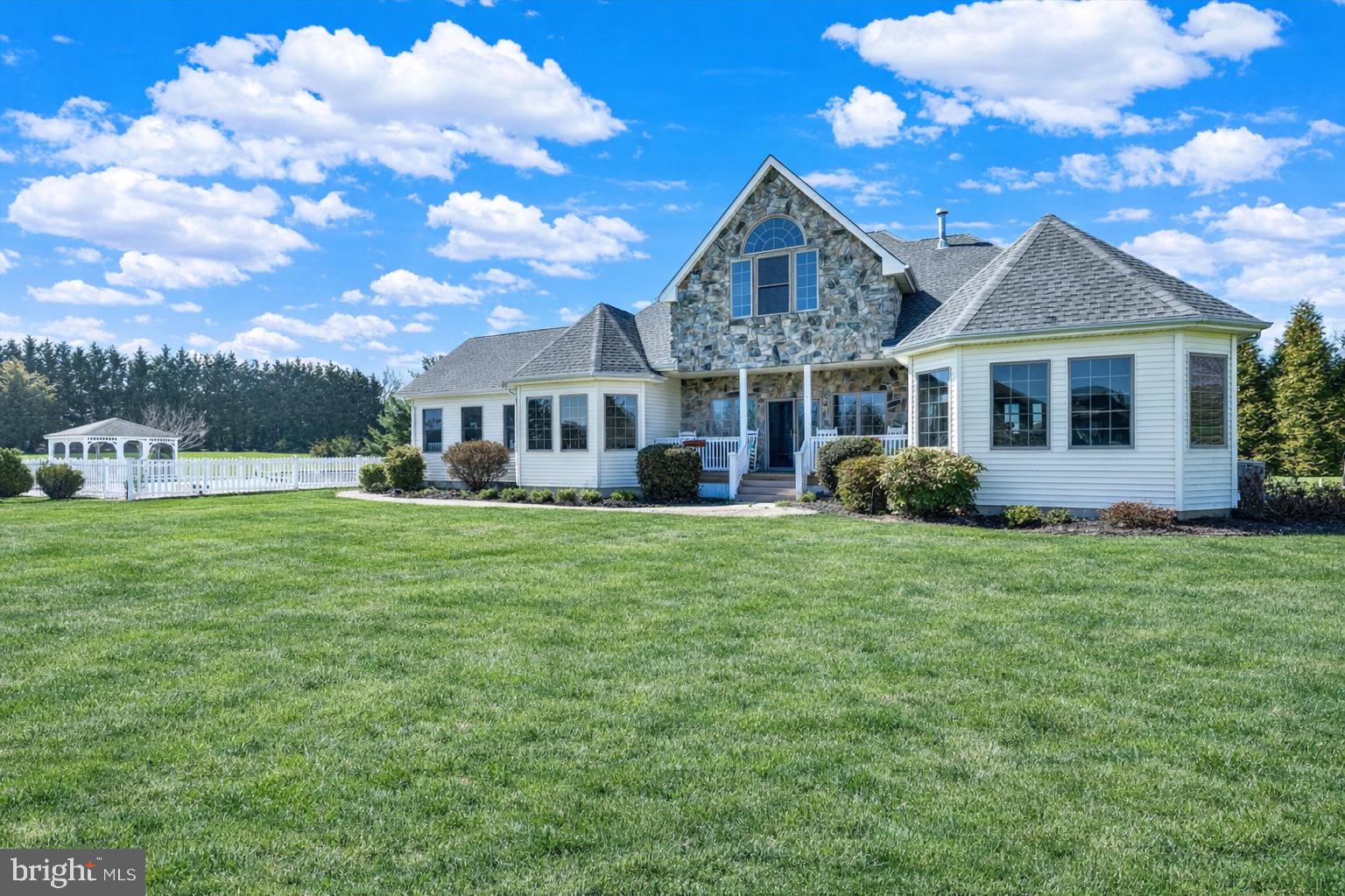 BONNEY ACRES - Residential