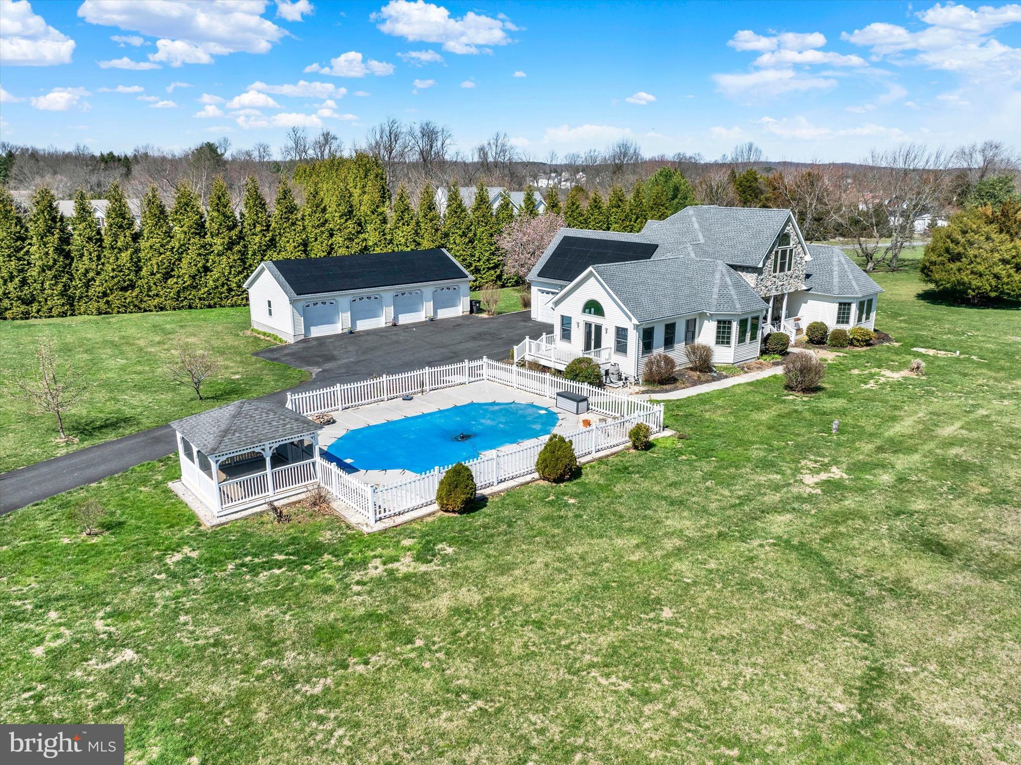 BONNEY ACRES - Residential