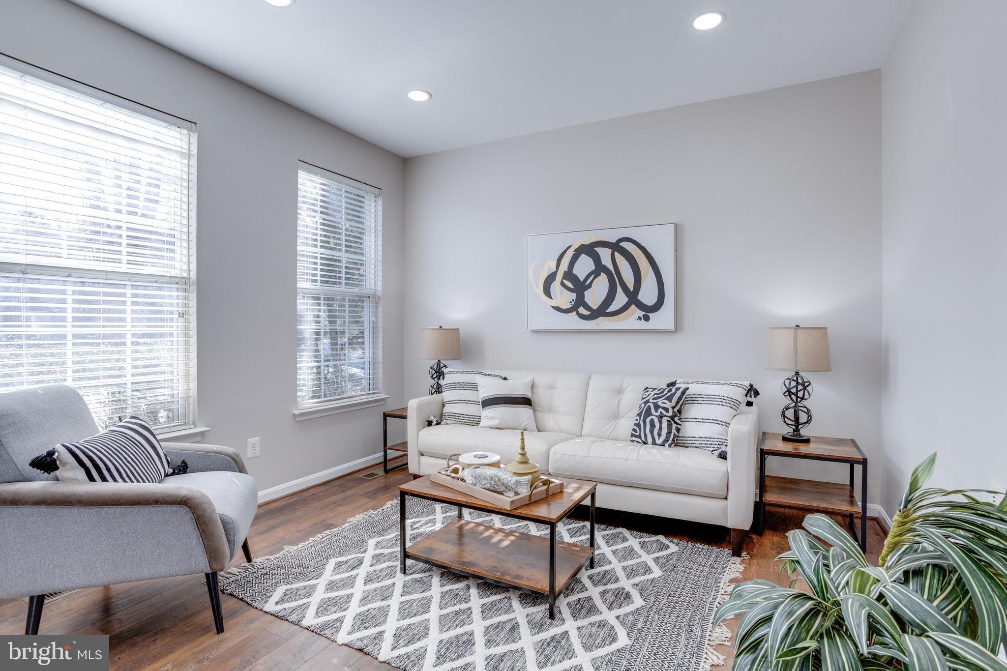 RIPPON LANDING - Residential