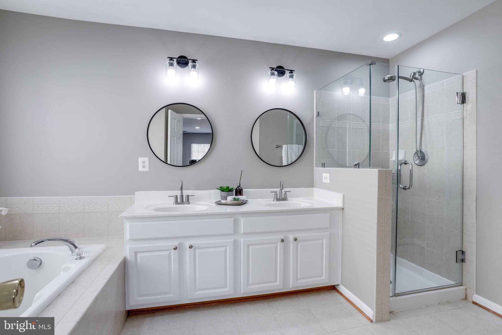 RIPPON LANDING - Residential