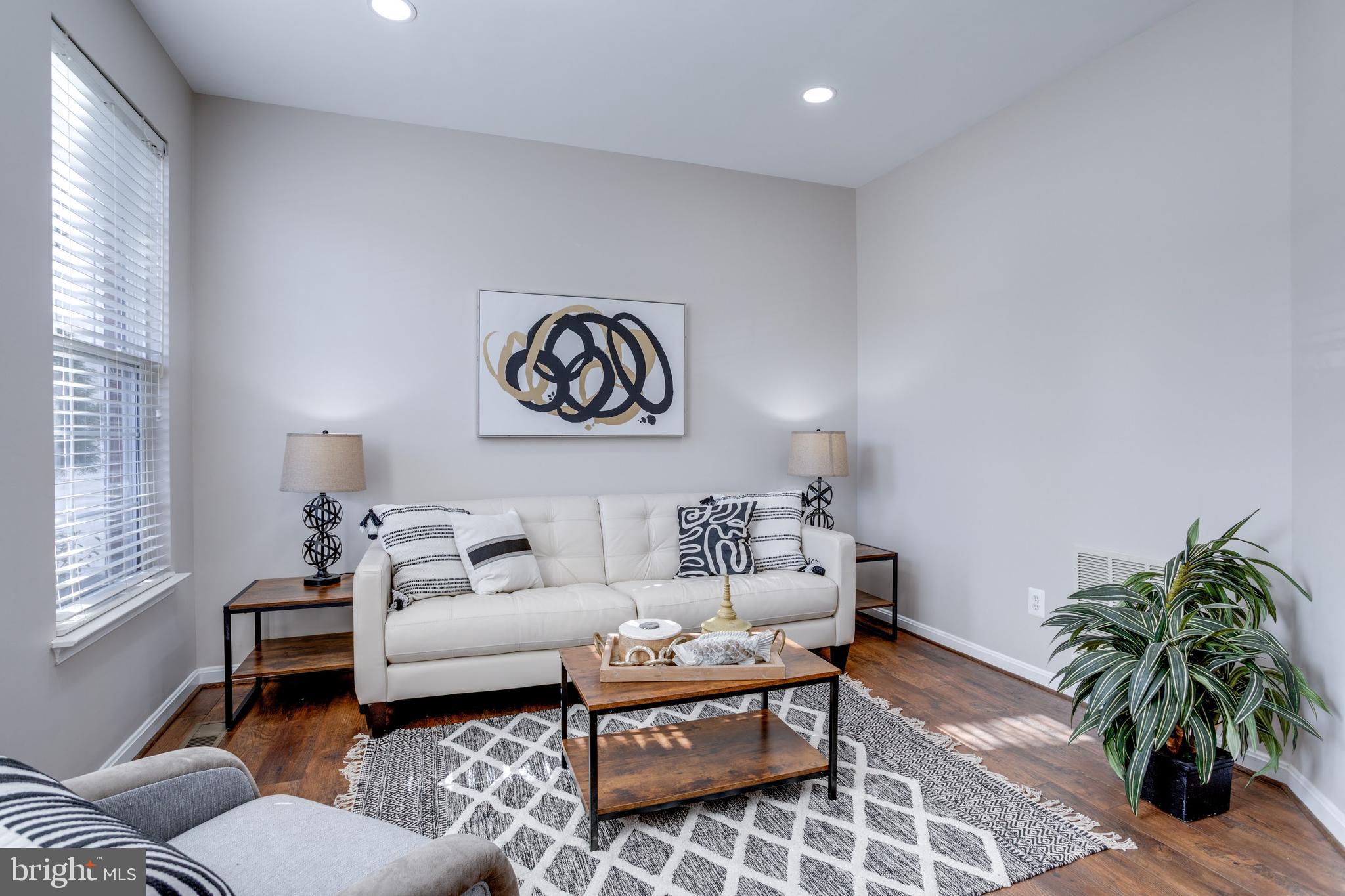 RIPPON LANDING - Residential