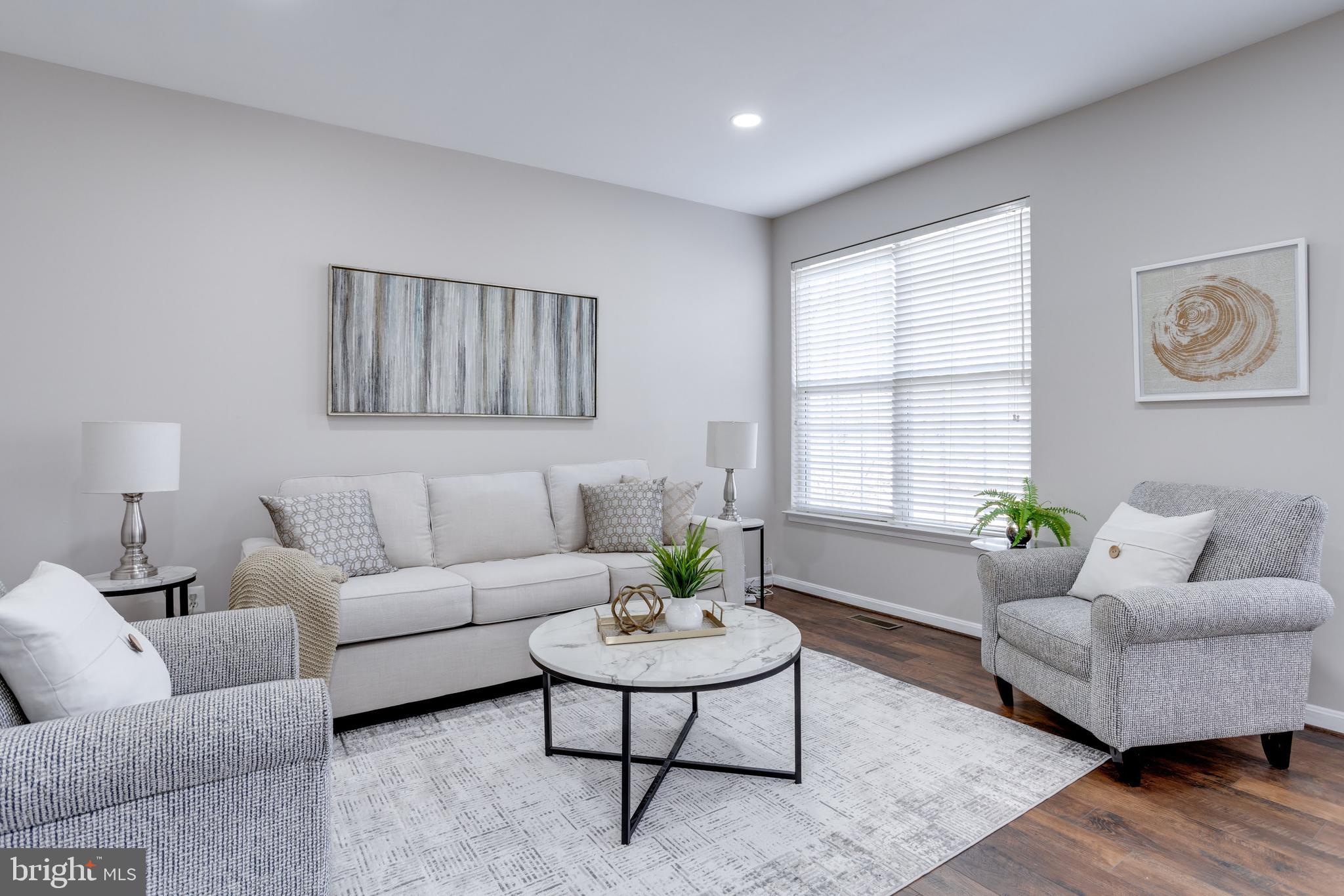 RIPPON LANDING - Residential