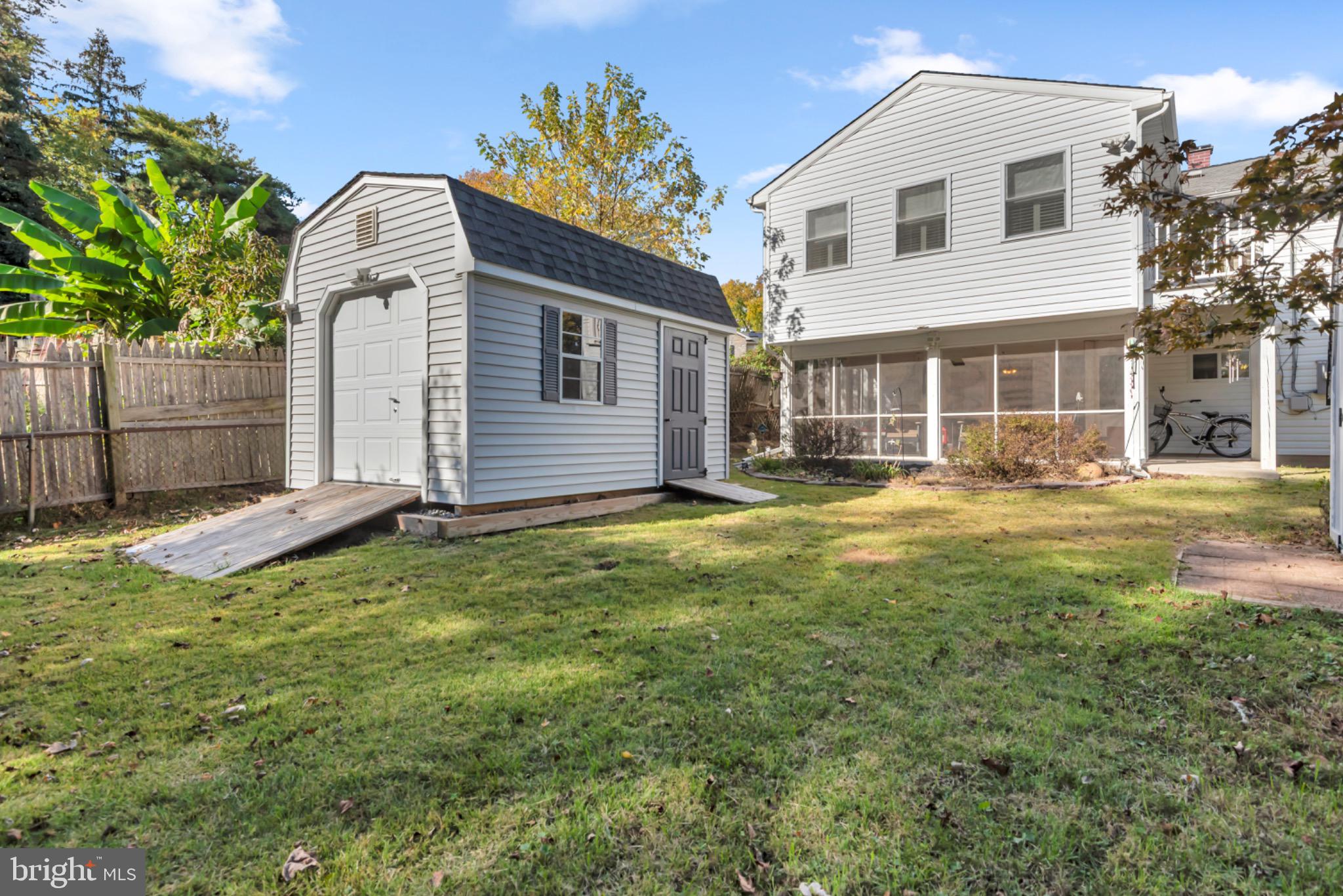 RIPPLING RIDGE - Residential