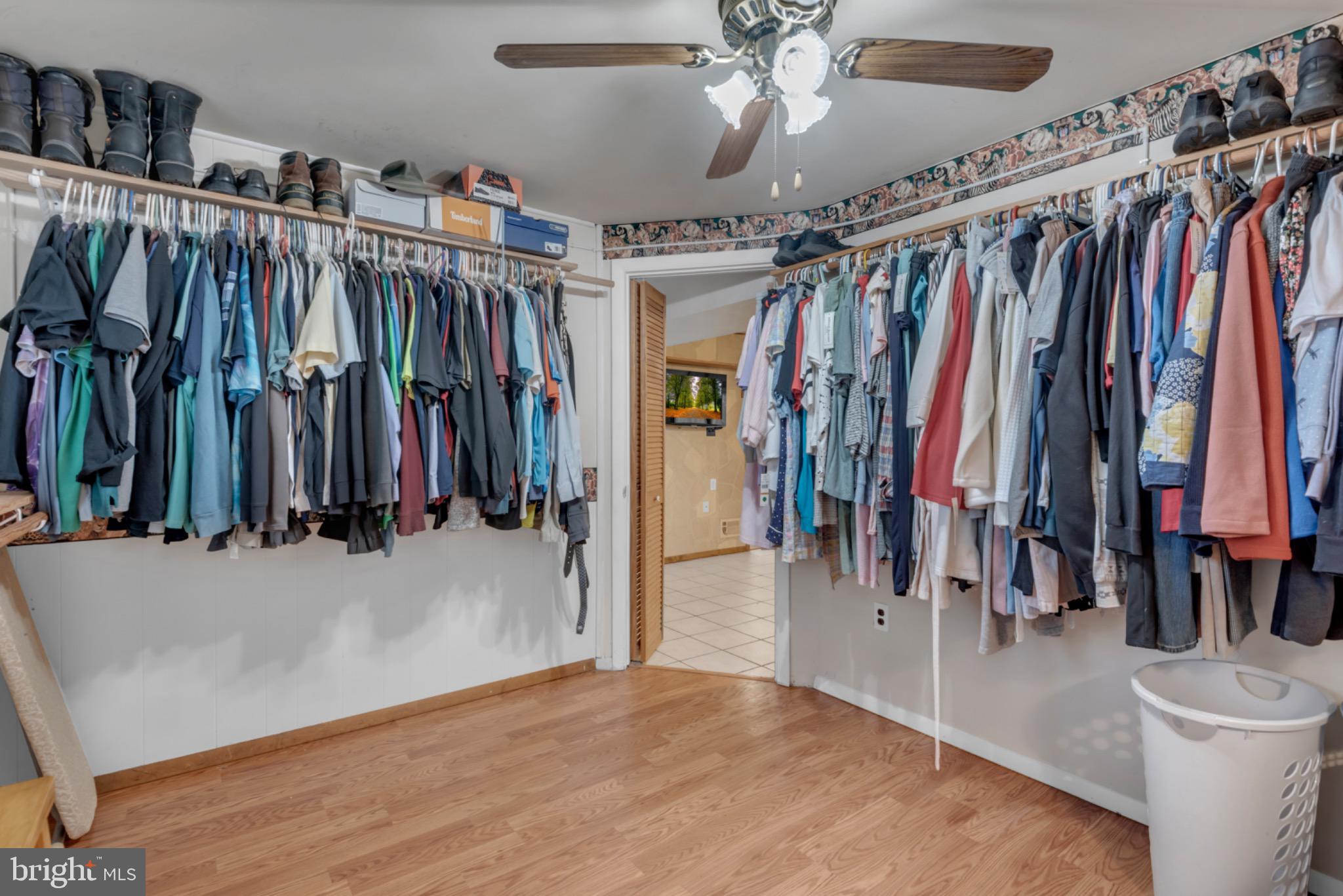 RIPPLING RIDGE - Residential