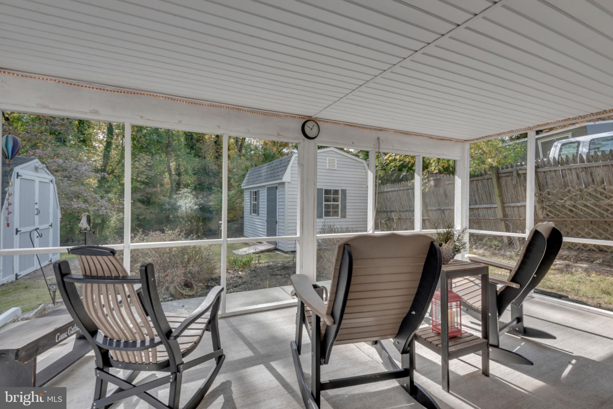 RIPPLING RIDGE - Residential