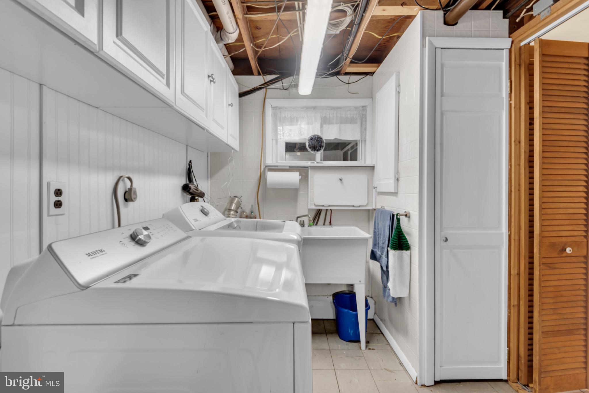 RIPPLING RIDGE - Residential