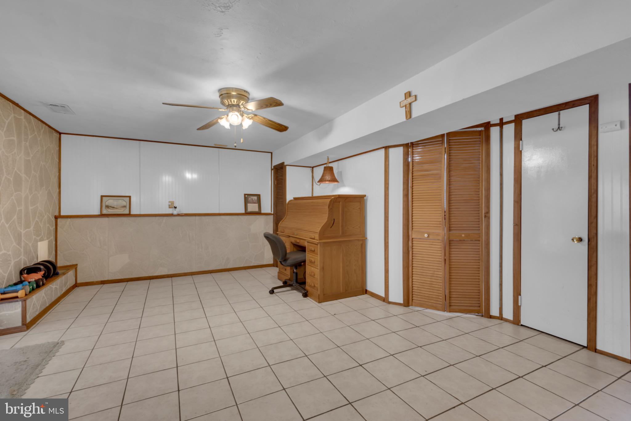 RIPPLING RIDGE - Residential