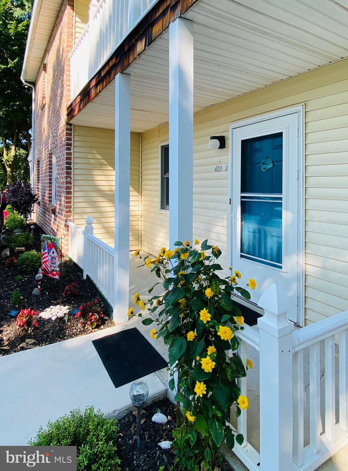 PENNSBORO SQUARE - Residential