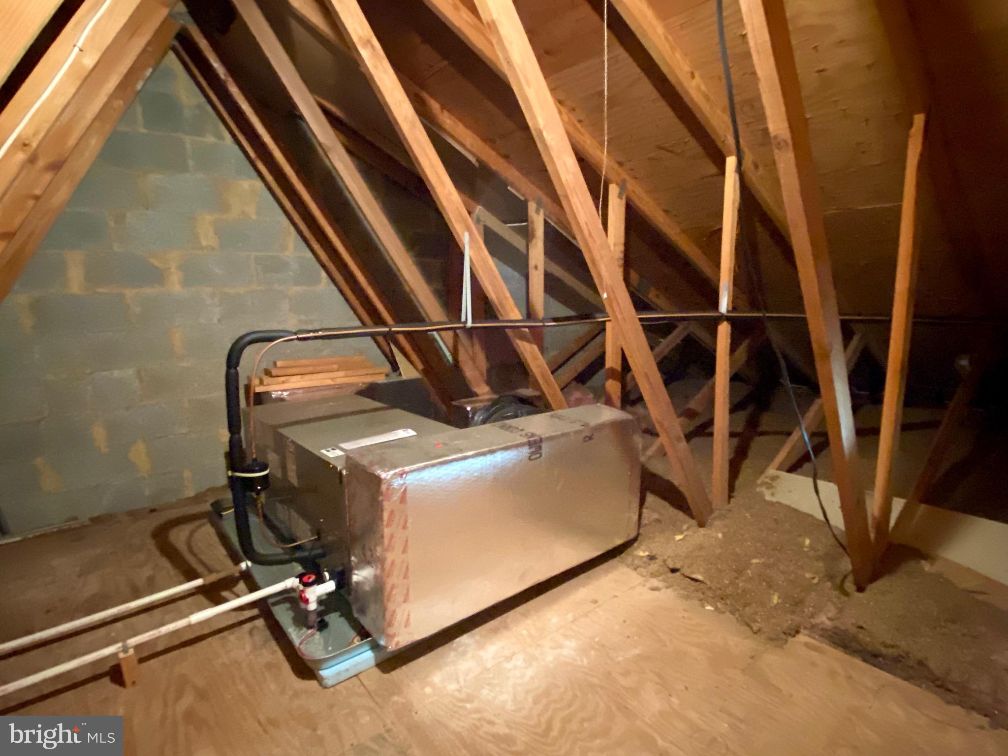 PENNSBORO SQUARE - Residential