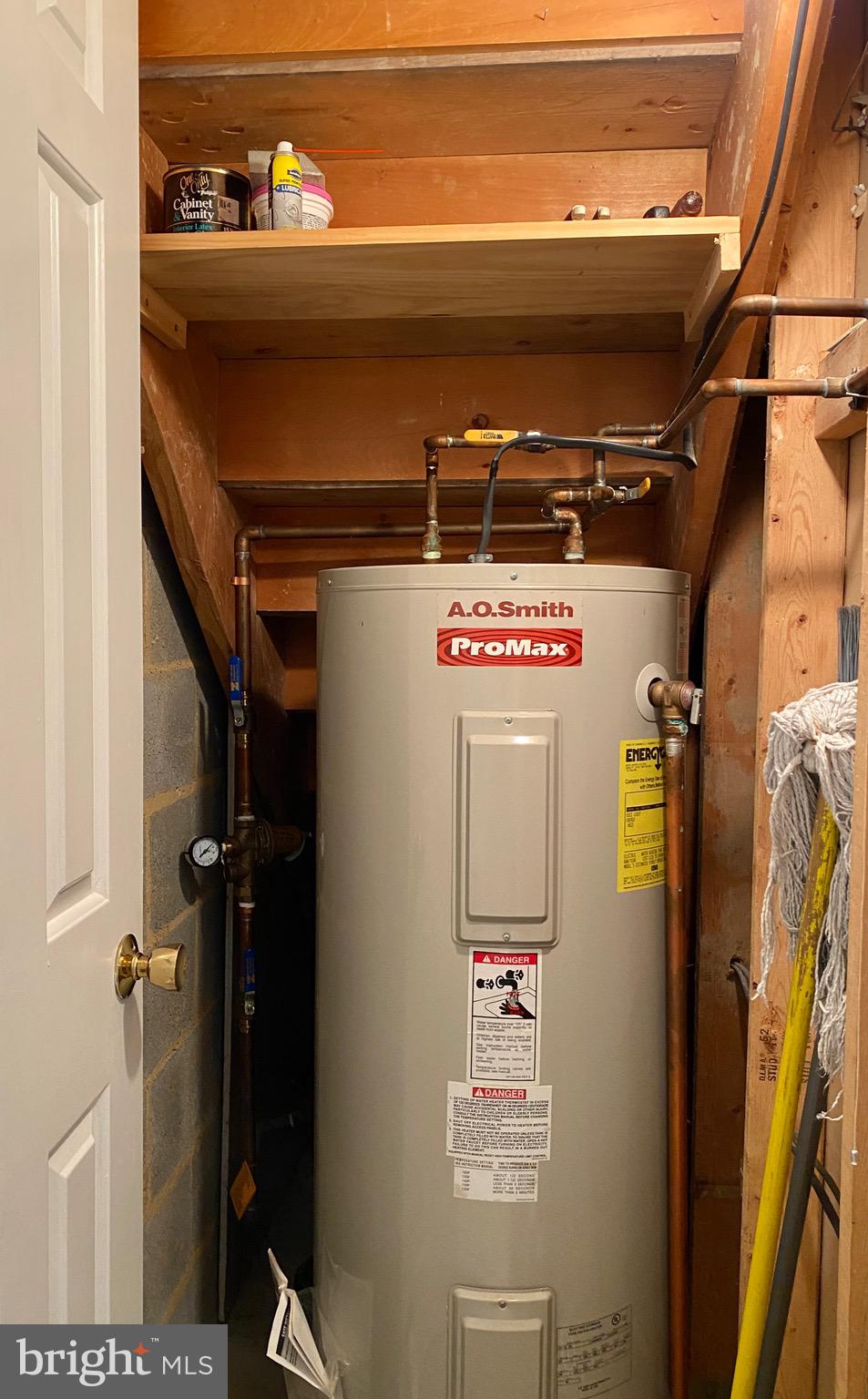 PENNSBORO SQUARE - Residential