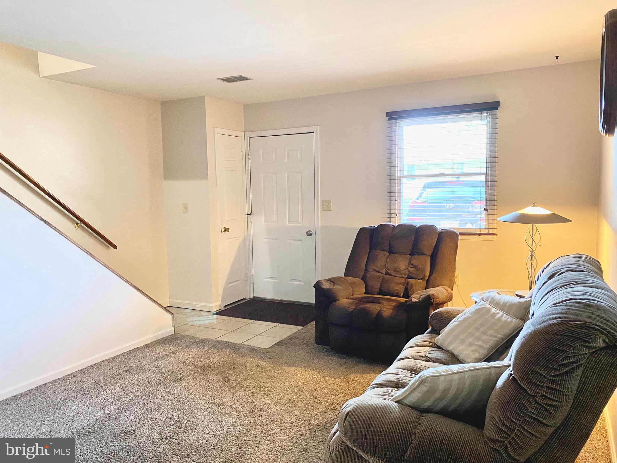 PENNSBORO SQUARE - Residential