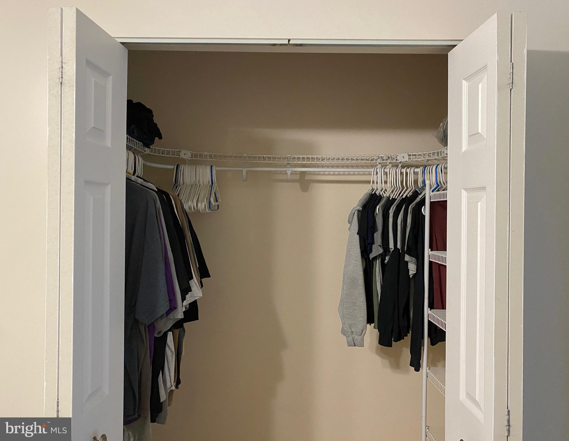 PENNSBORO SQUARE - Residential