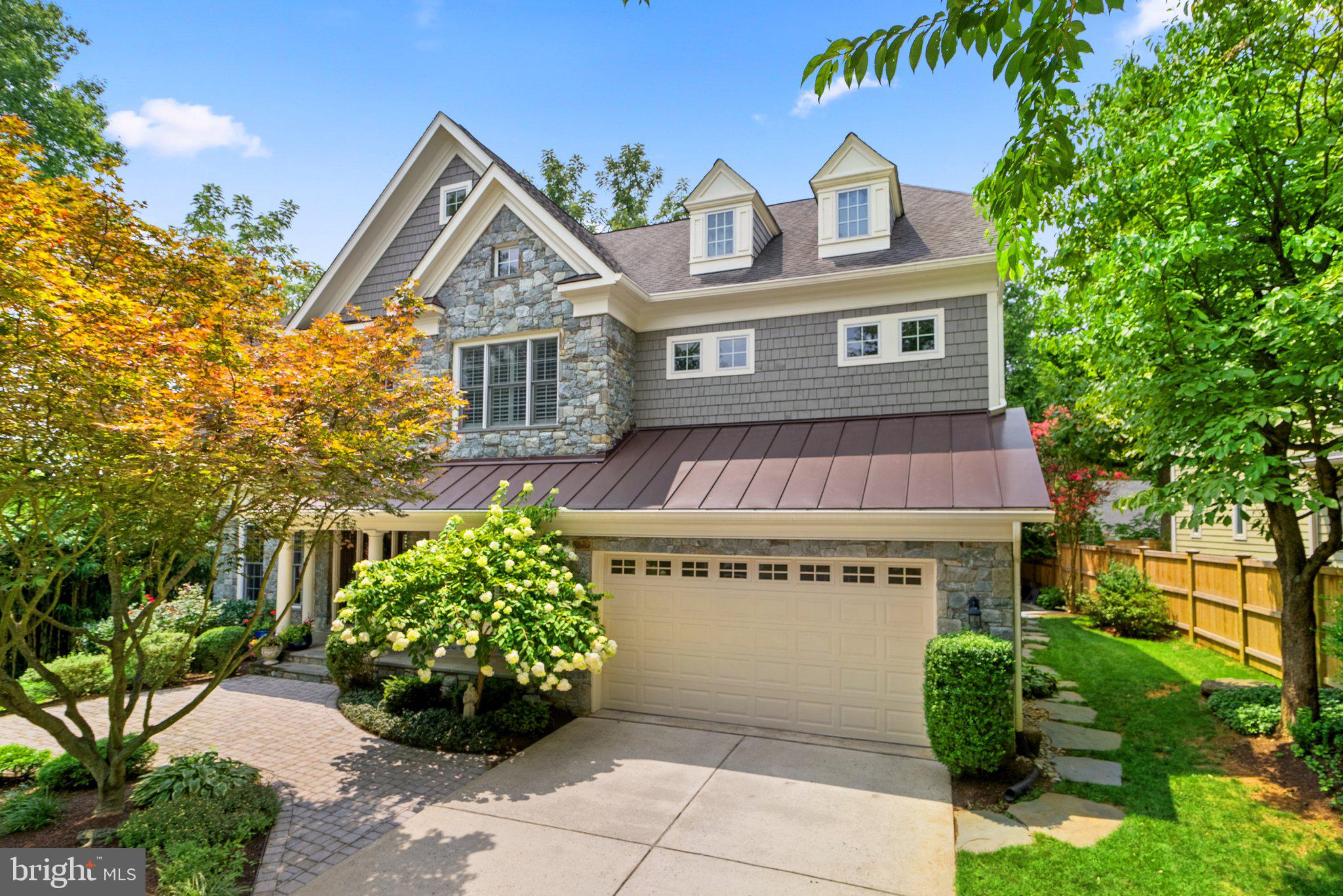 BRADMOOR - Residential