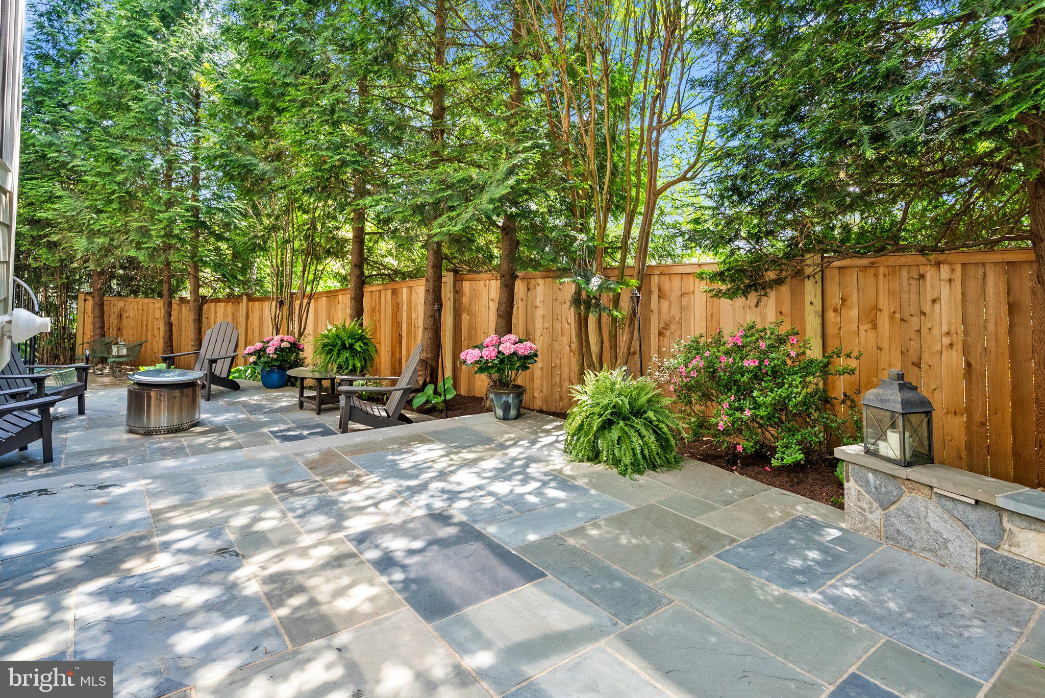 BRADMOOR - Residential