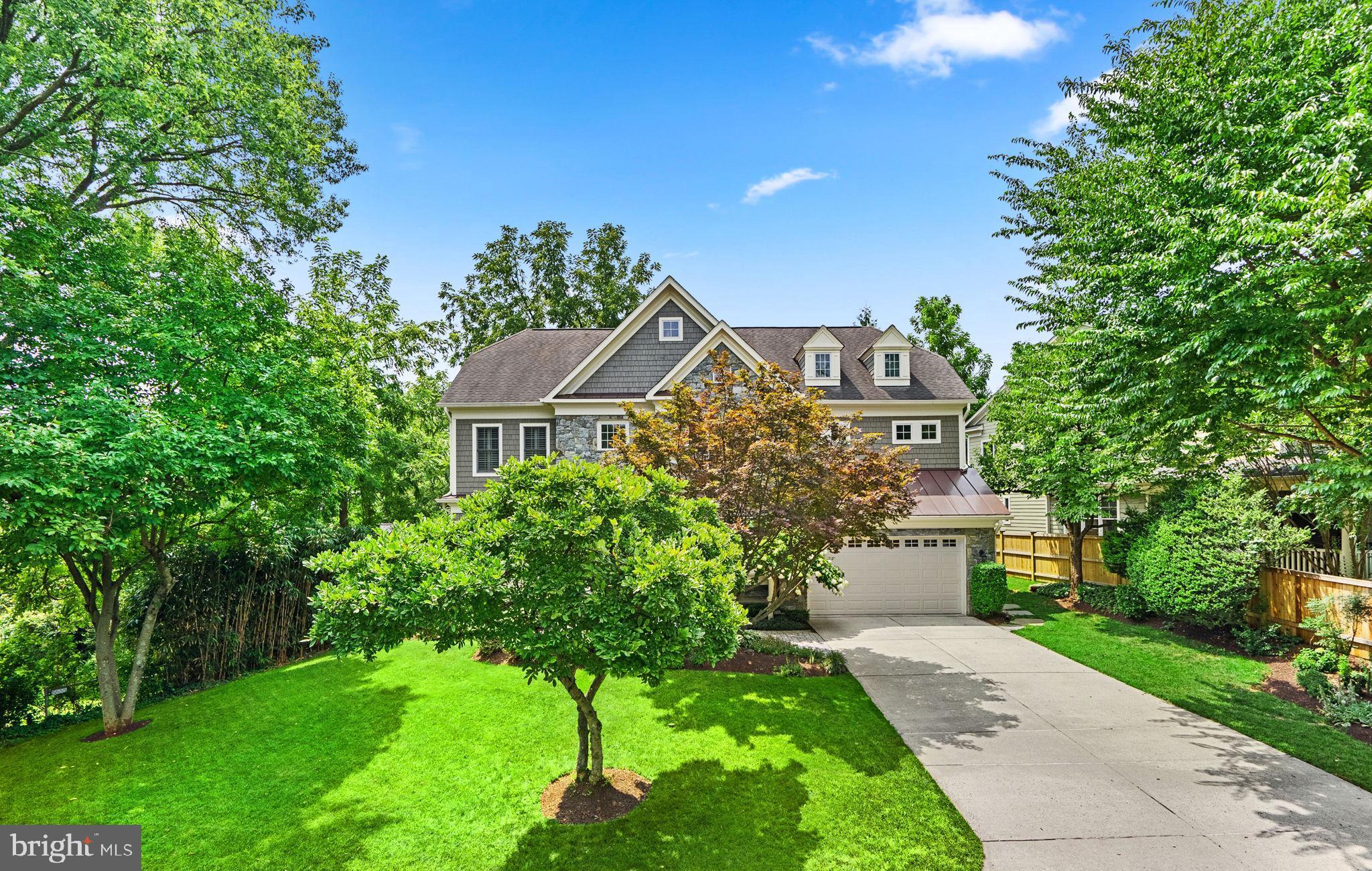 BRADMOOR - Residential