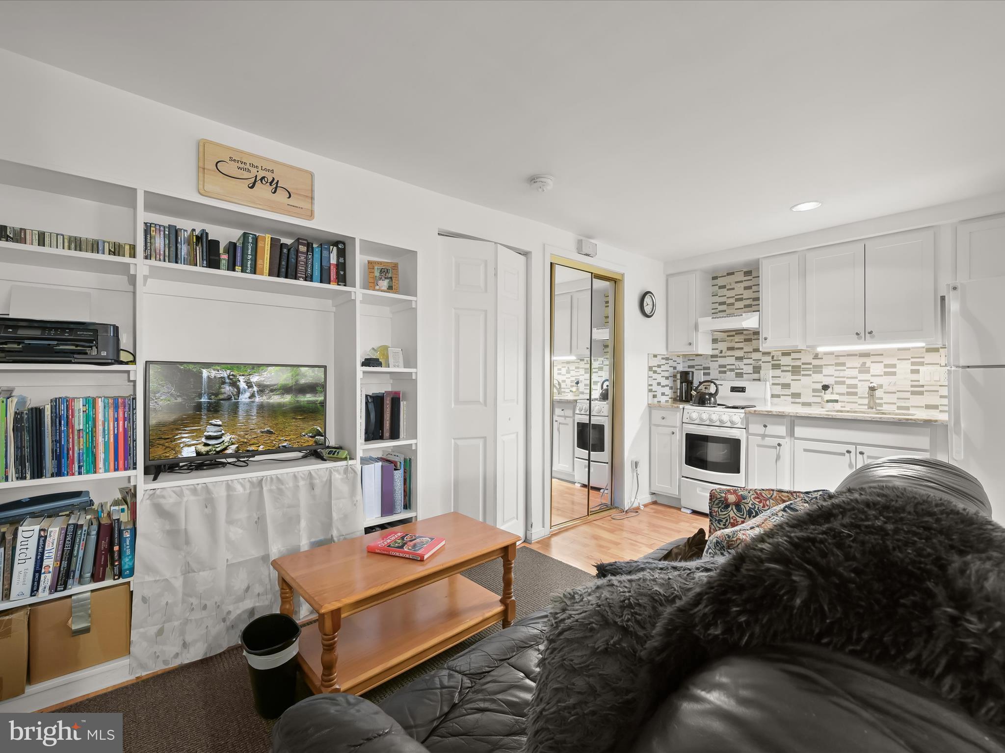 9719 HELLINGLY PLACE 47