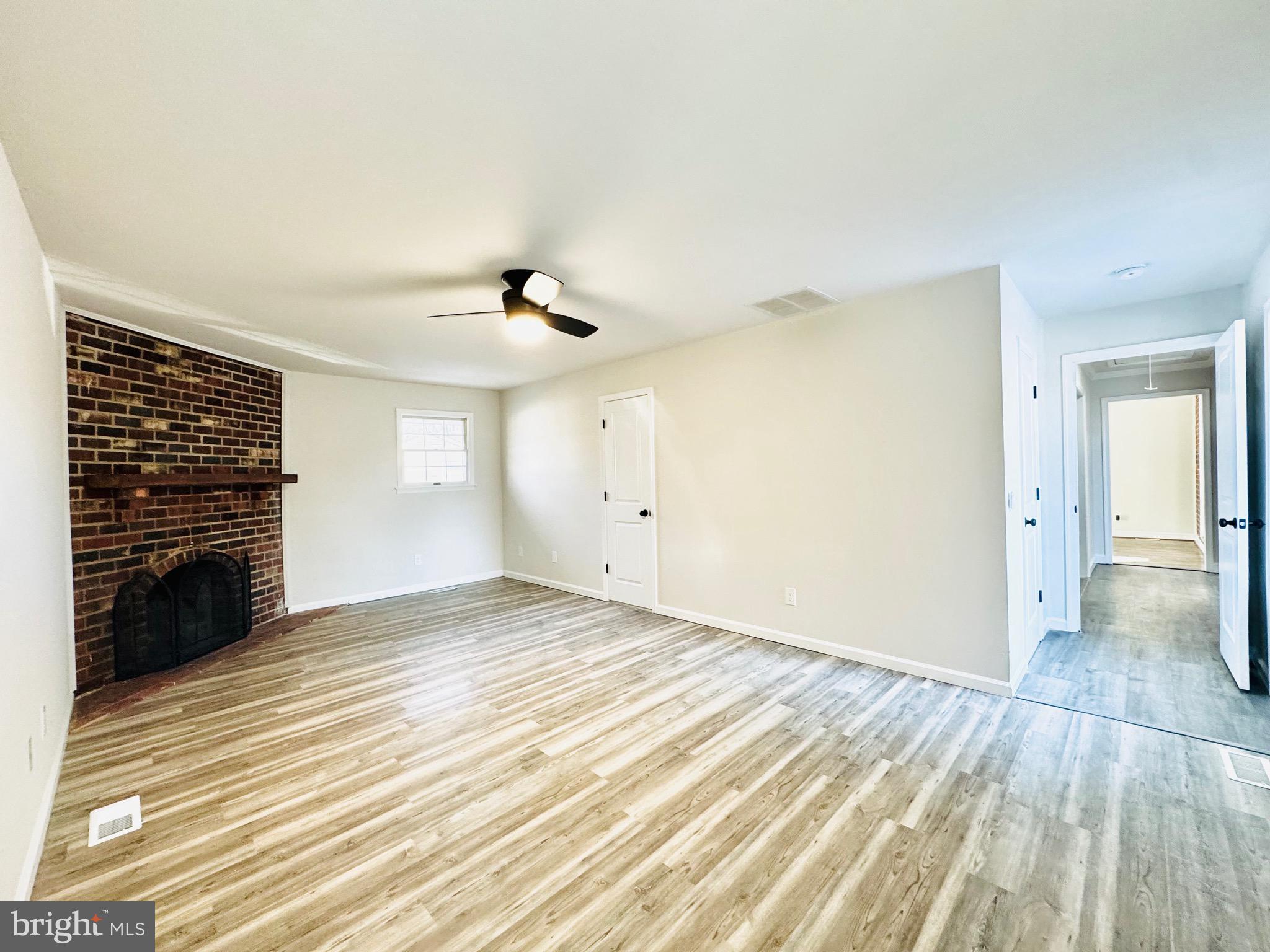 SPRING VALLEY - Residential