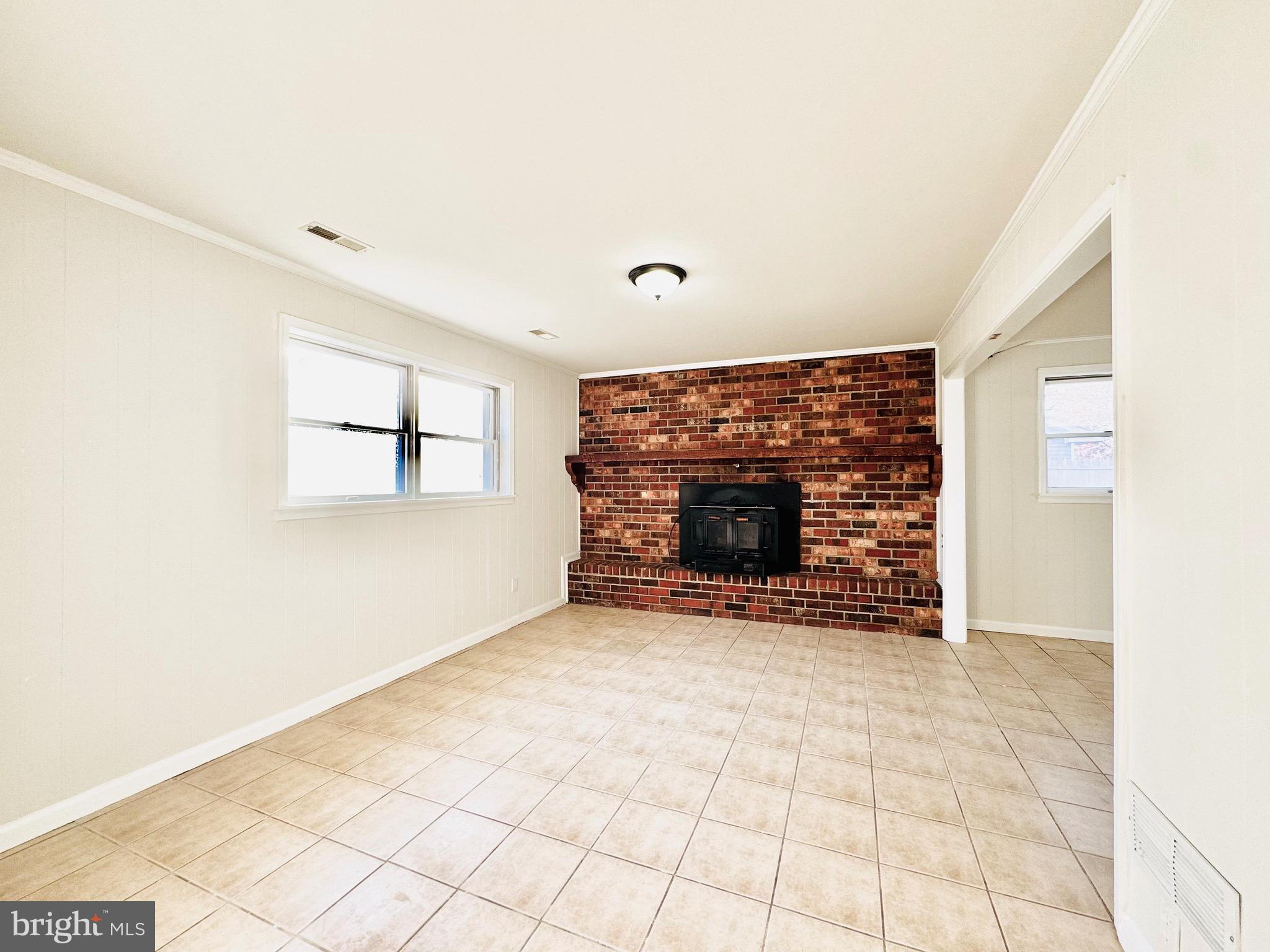 SPRING VALLEY - Residential