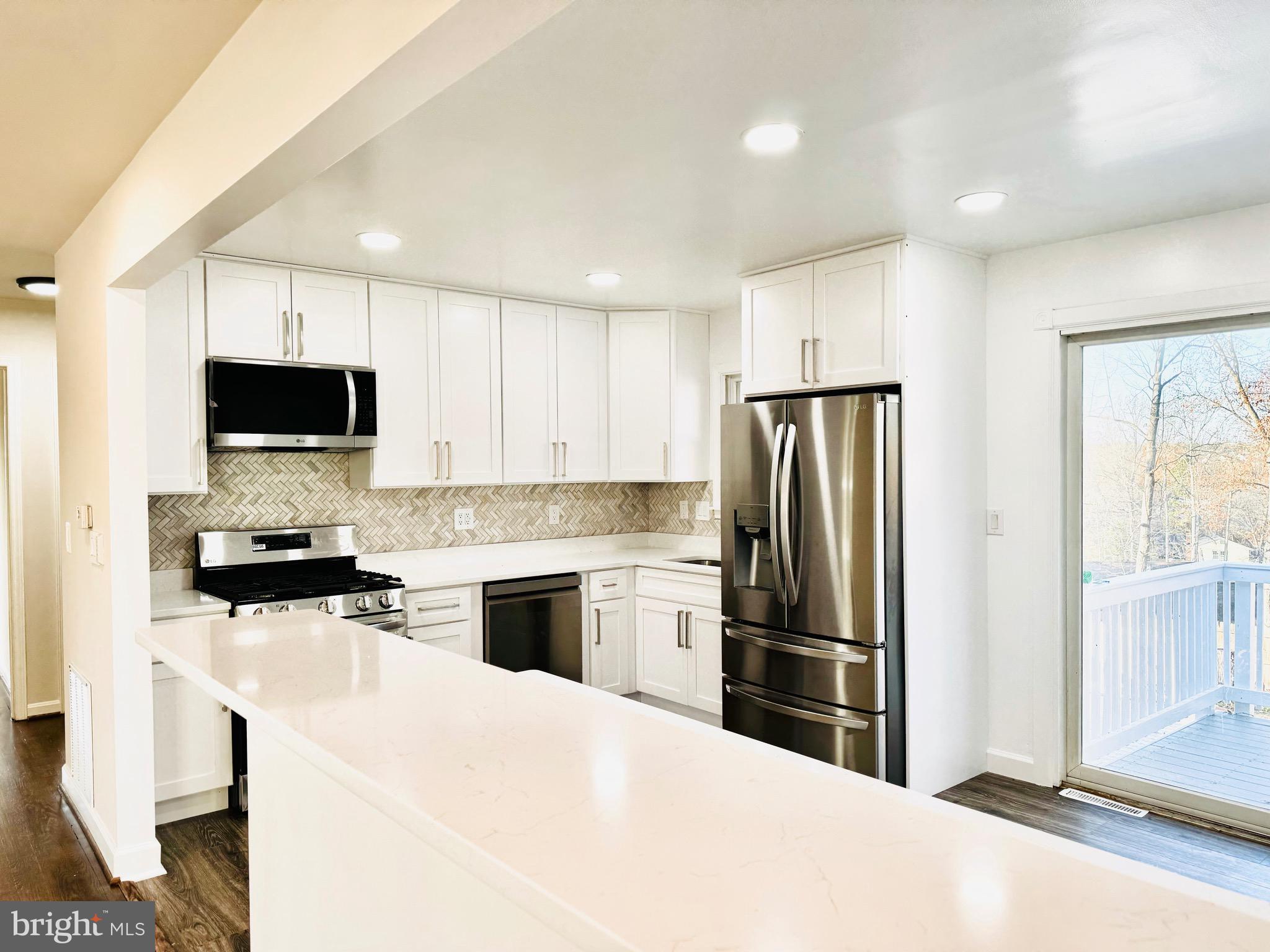 SPRING VALLEY - Residential