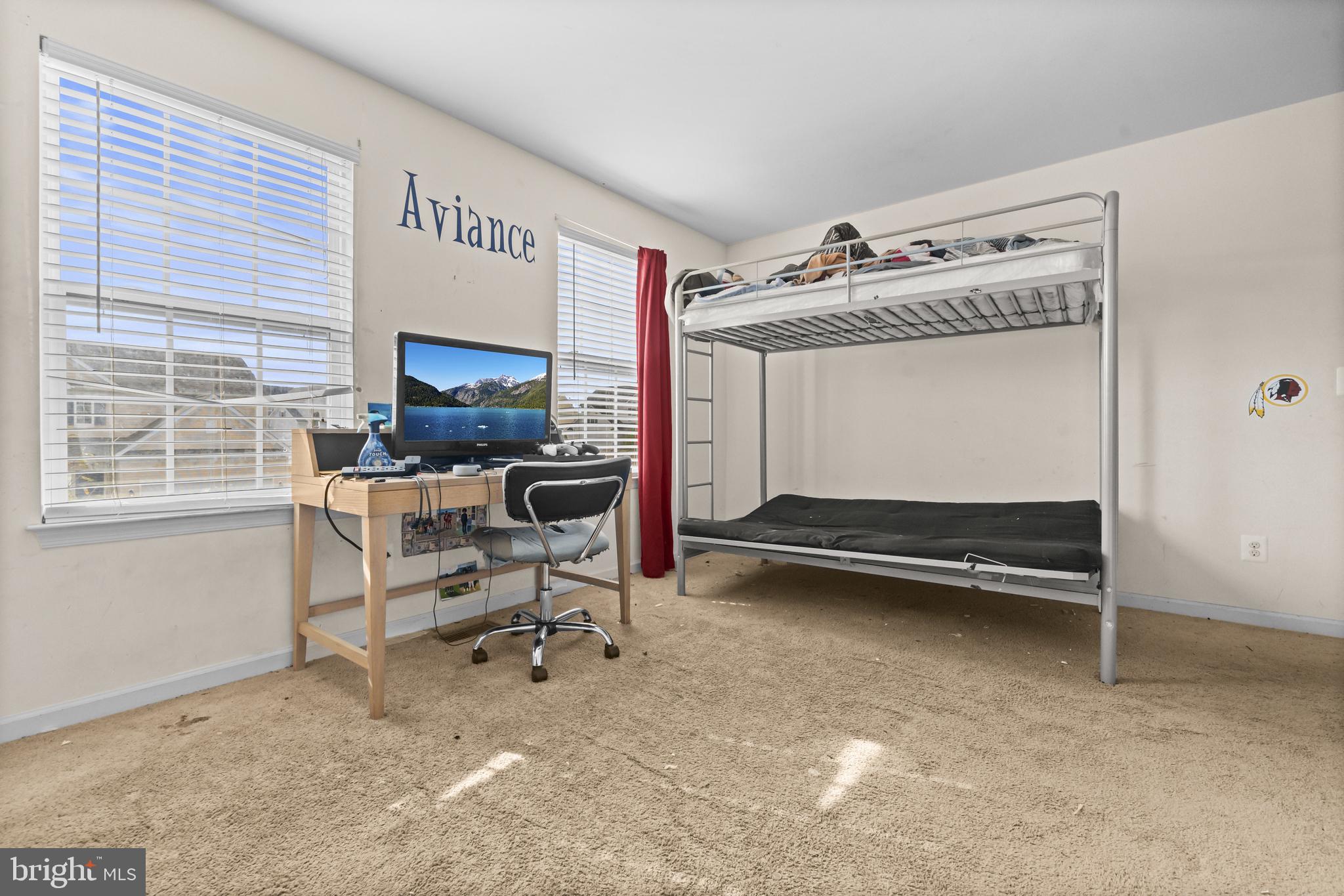 SOMERSET - Residential