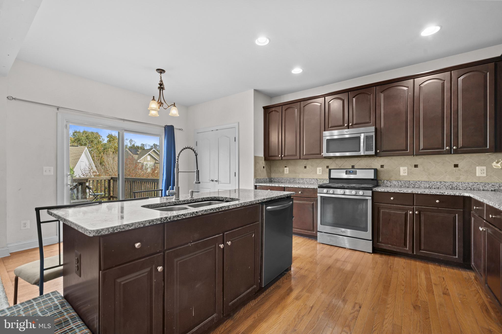 SOMERSET - Residential