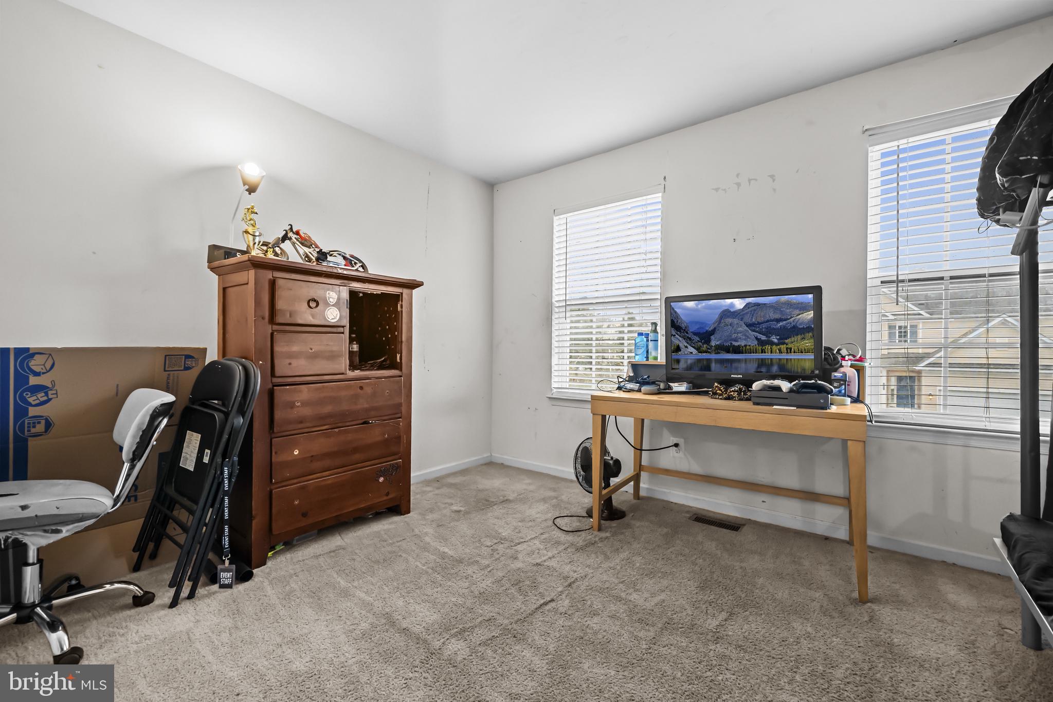 SOMERSET - Residential