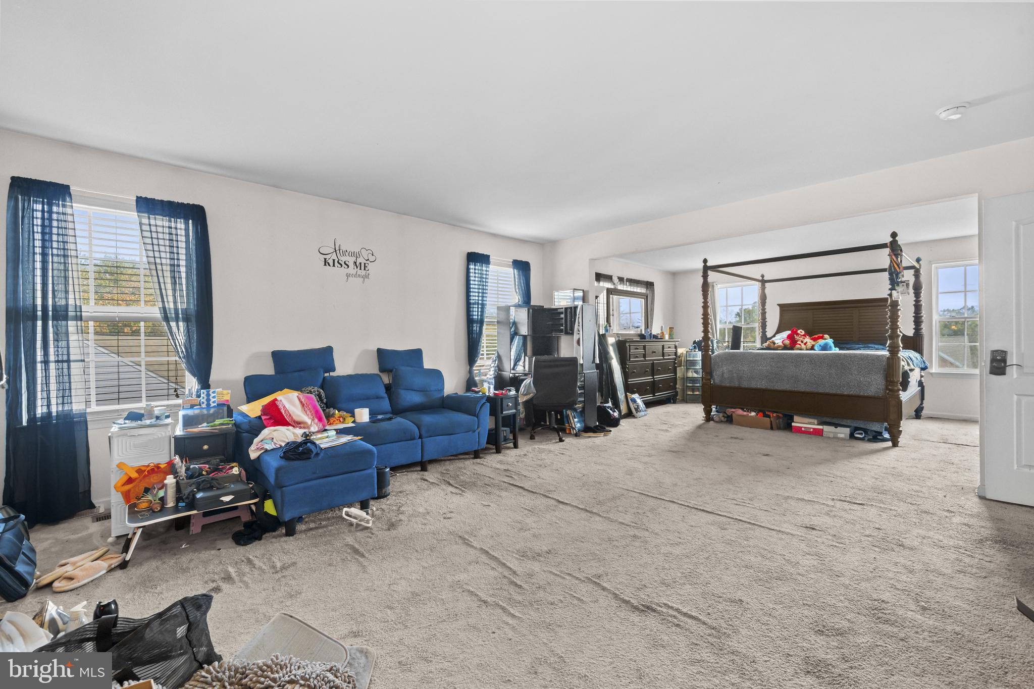 SOMERSET - Residential