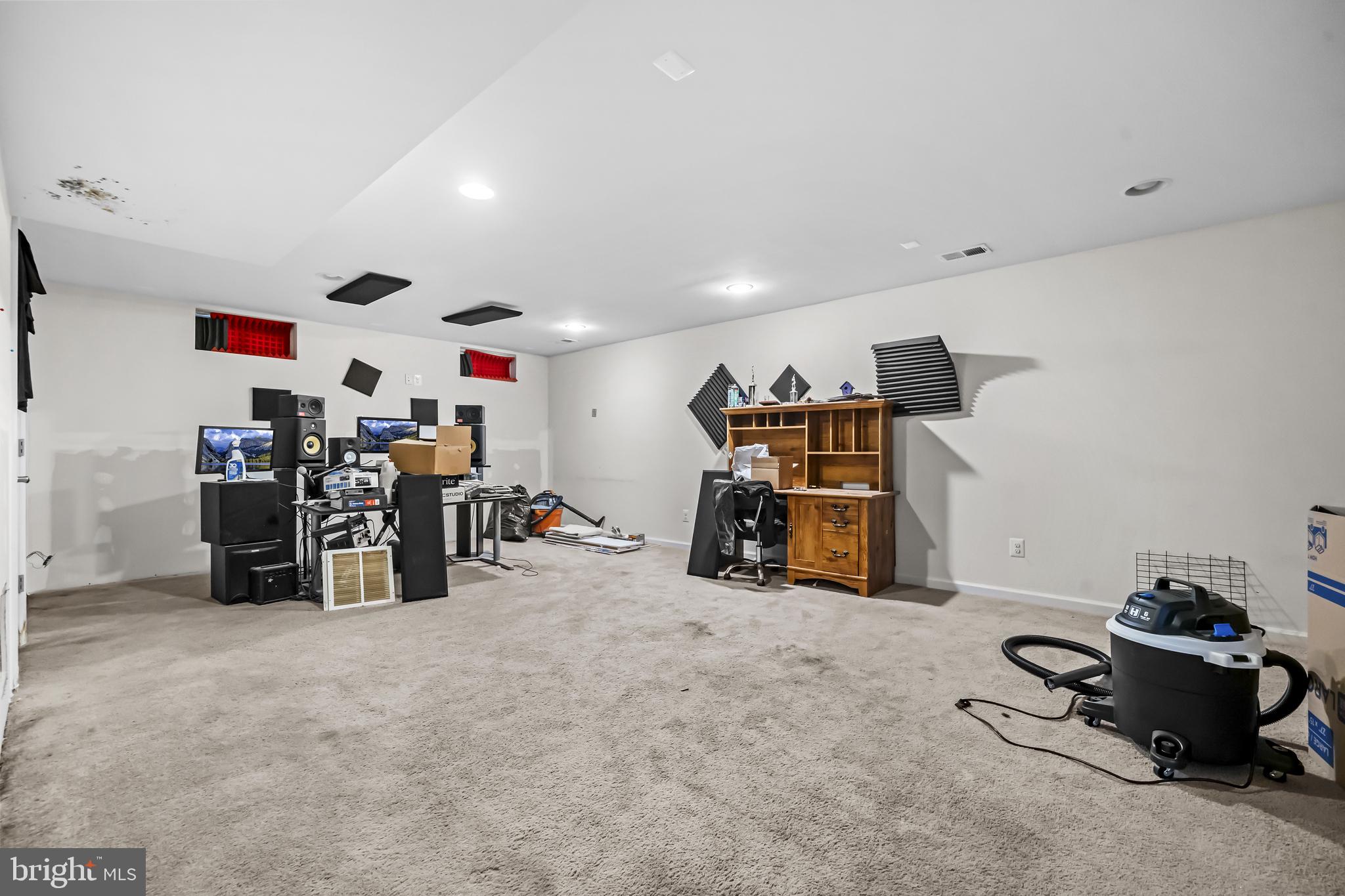 SOMERSET - Residential