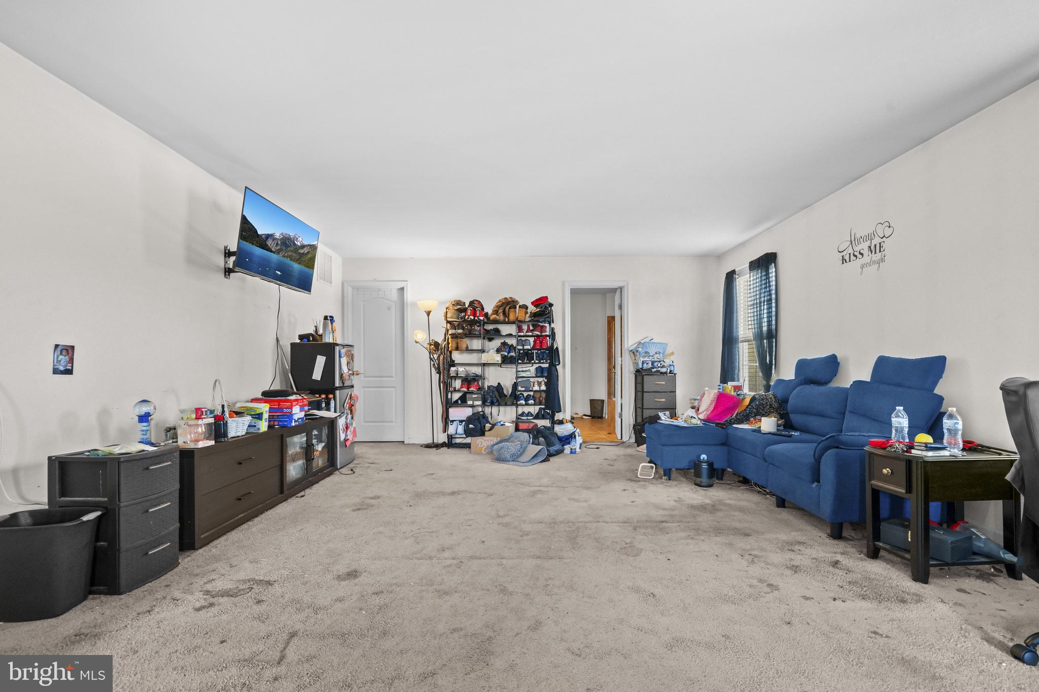 SOMERSET - Residential