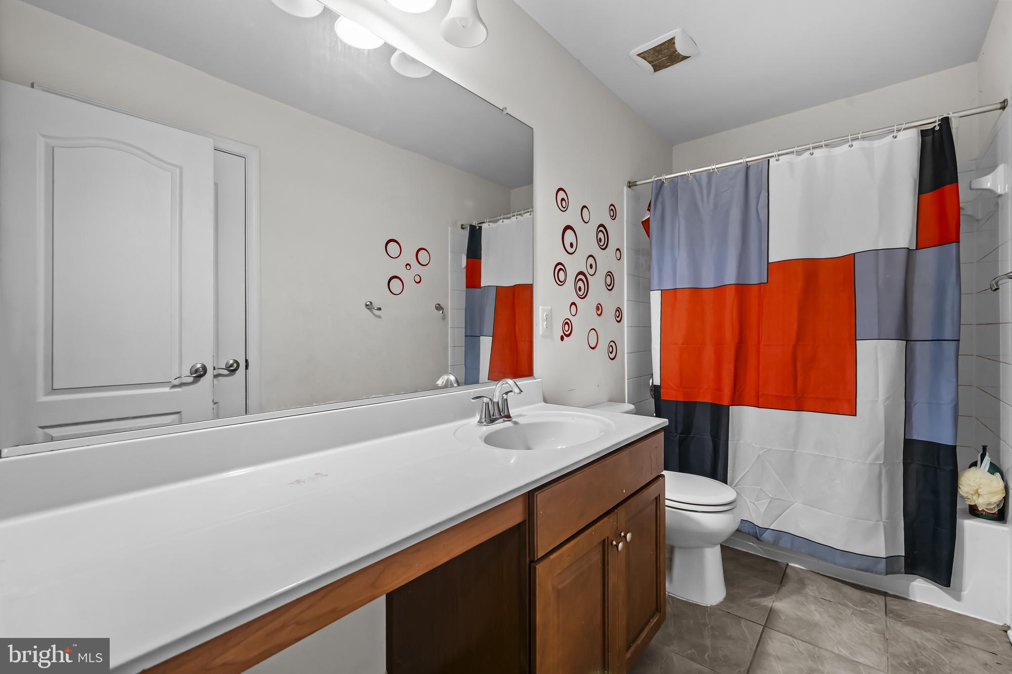 SOMERSET - Residential