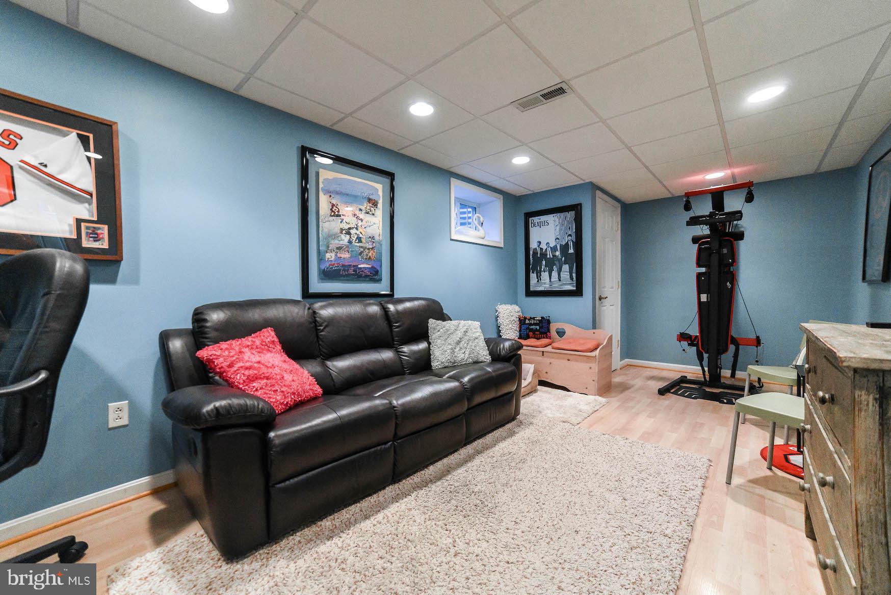 SUN VALLEY ESTATES - Residential