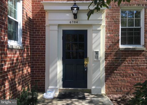 Condo For Rent - 6704 W Wakefield Drive #B2<br/> ALEXANDRIA, VA 22307