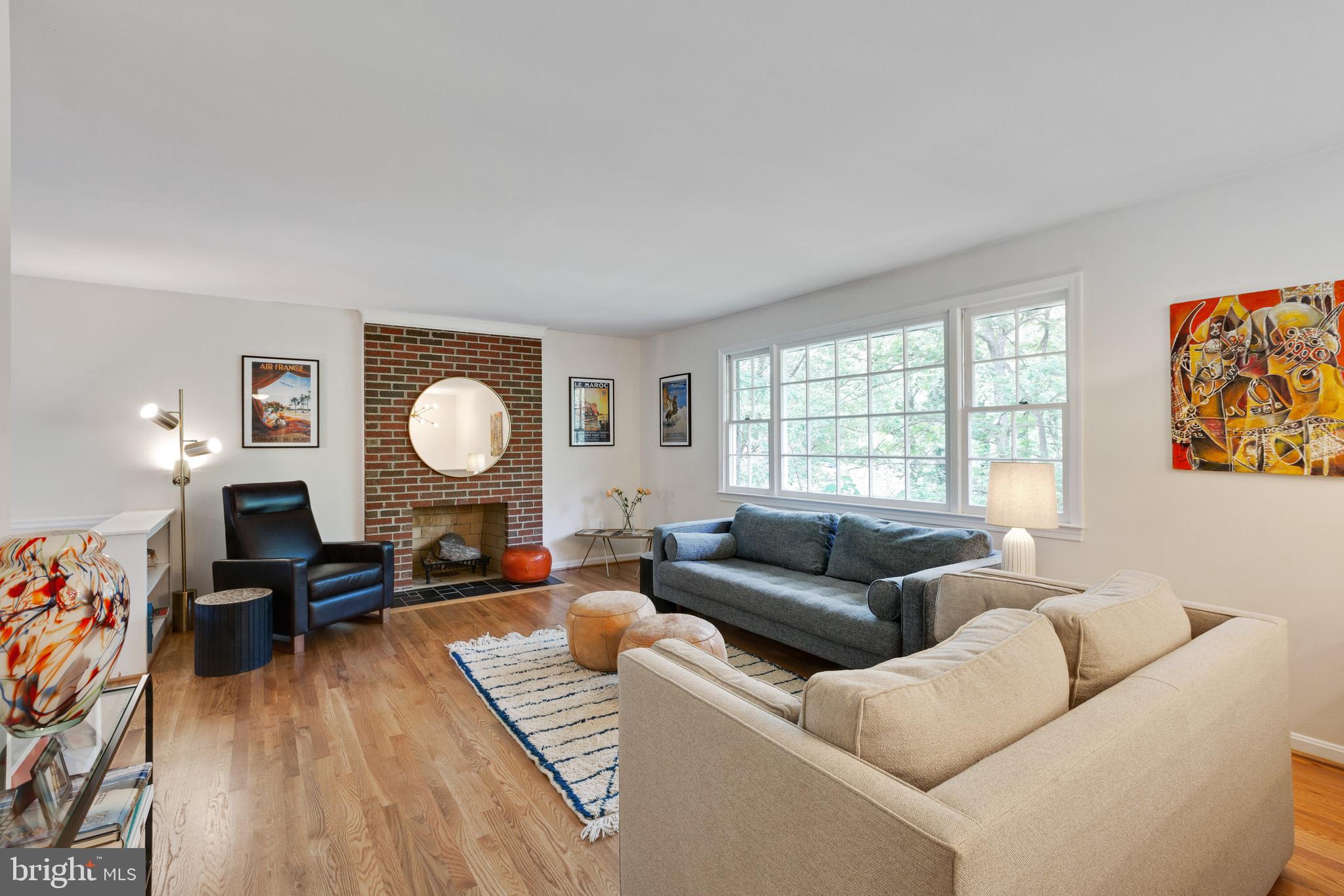 DIVINES CHESTERBROOK - Residential Lease