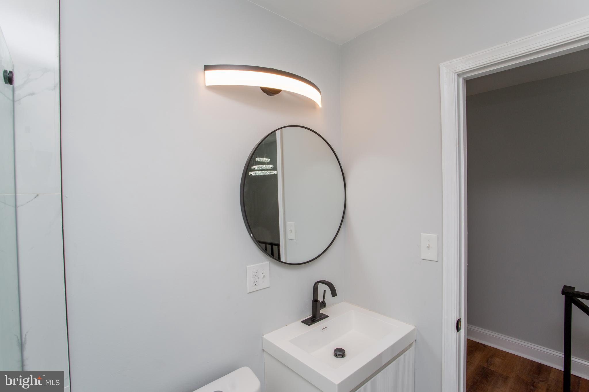 DICKINSON NARROWS - Residential