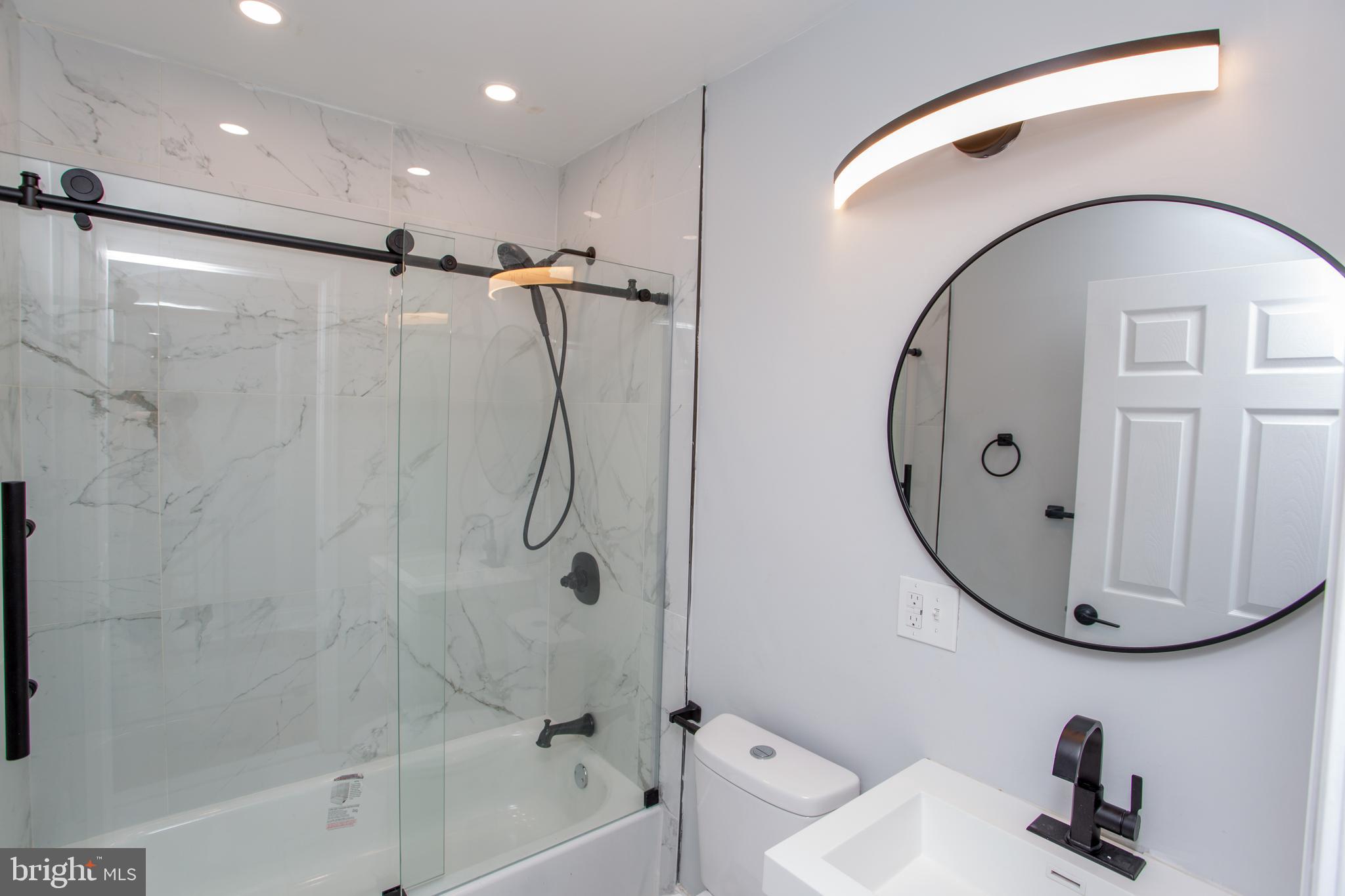 DICKINSON NARROWS - Residential