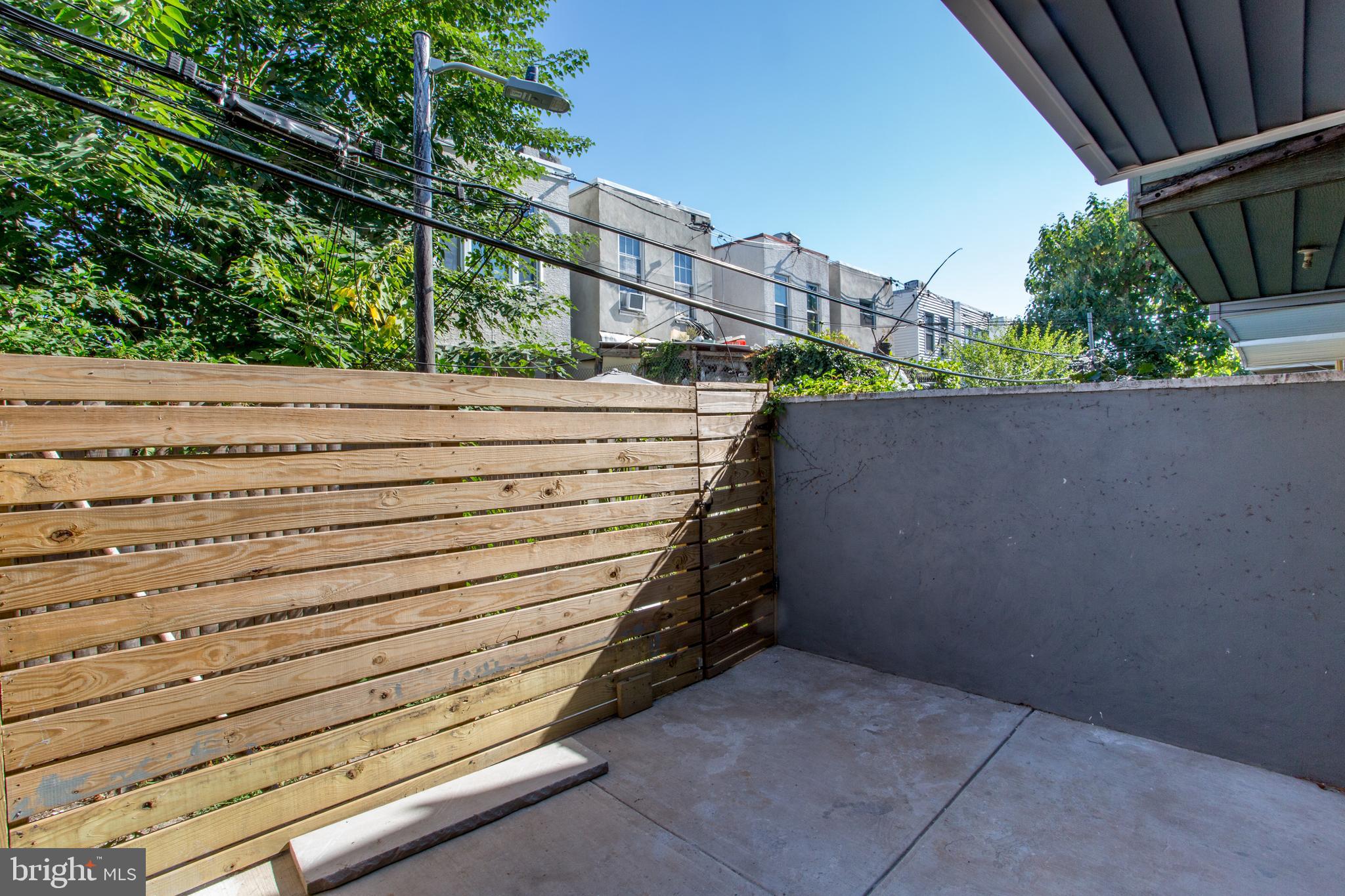 DICKINSON NARROWS - Residential