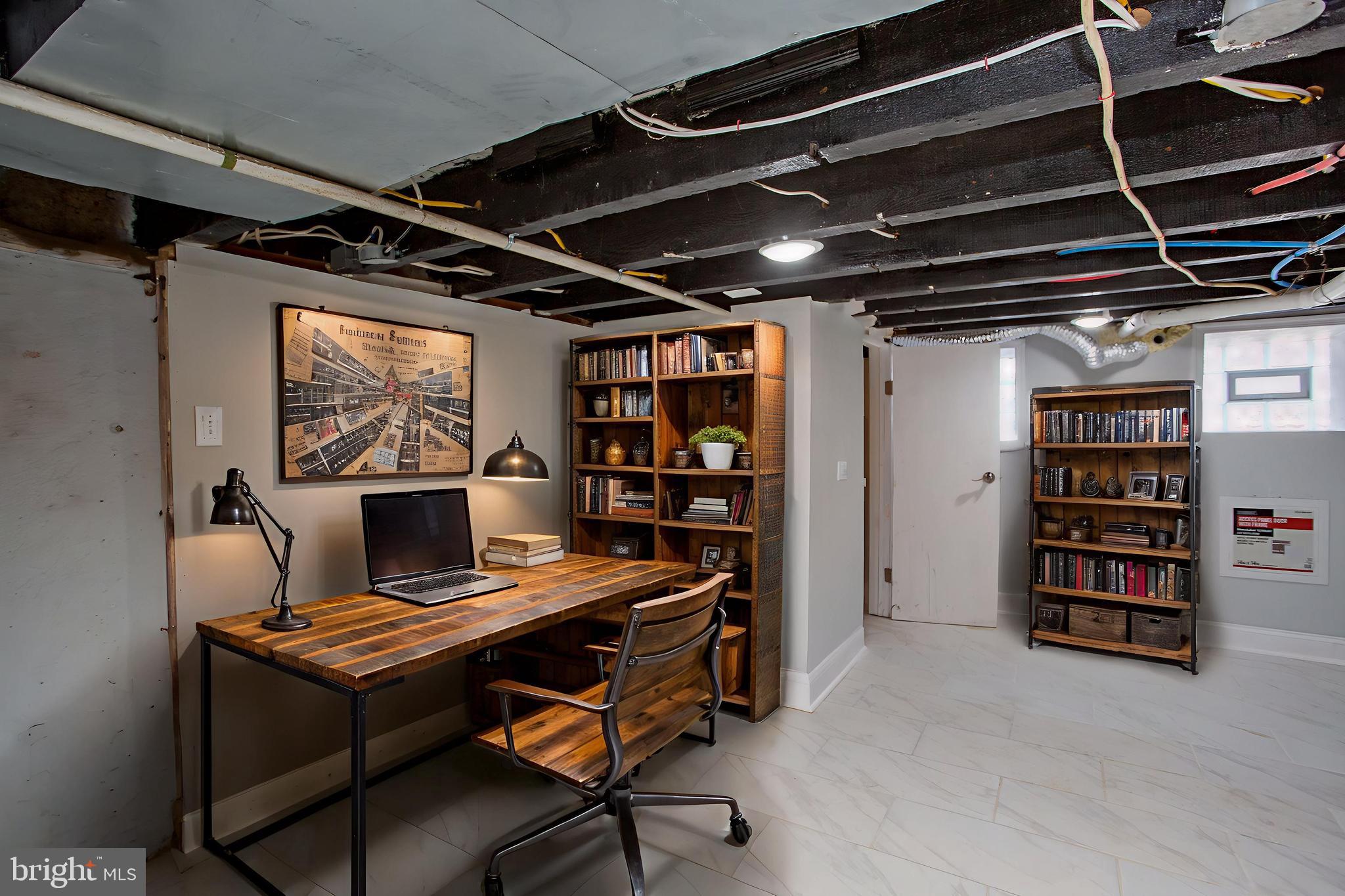 DICKINSON NARROWS - Residential