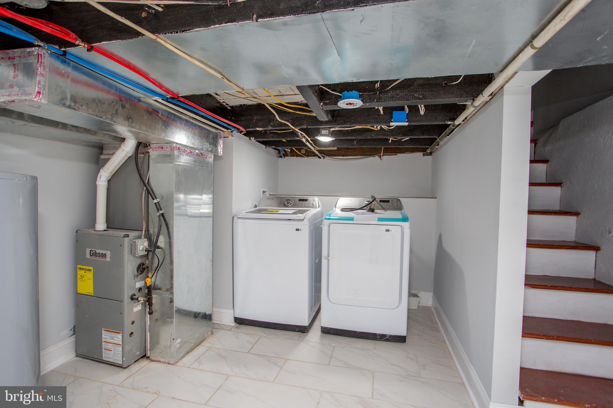 DICKINSON NARROWS - Residential