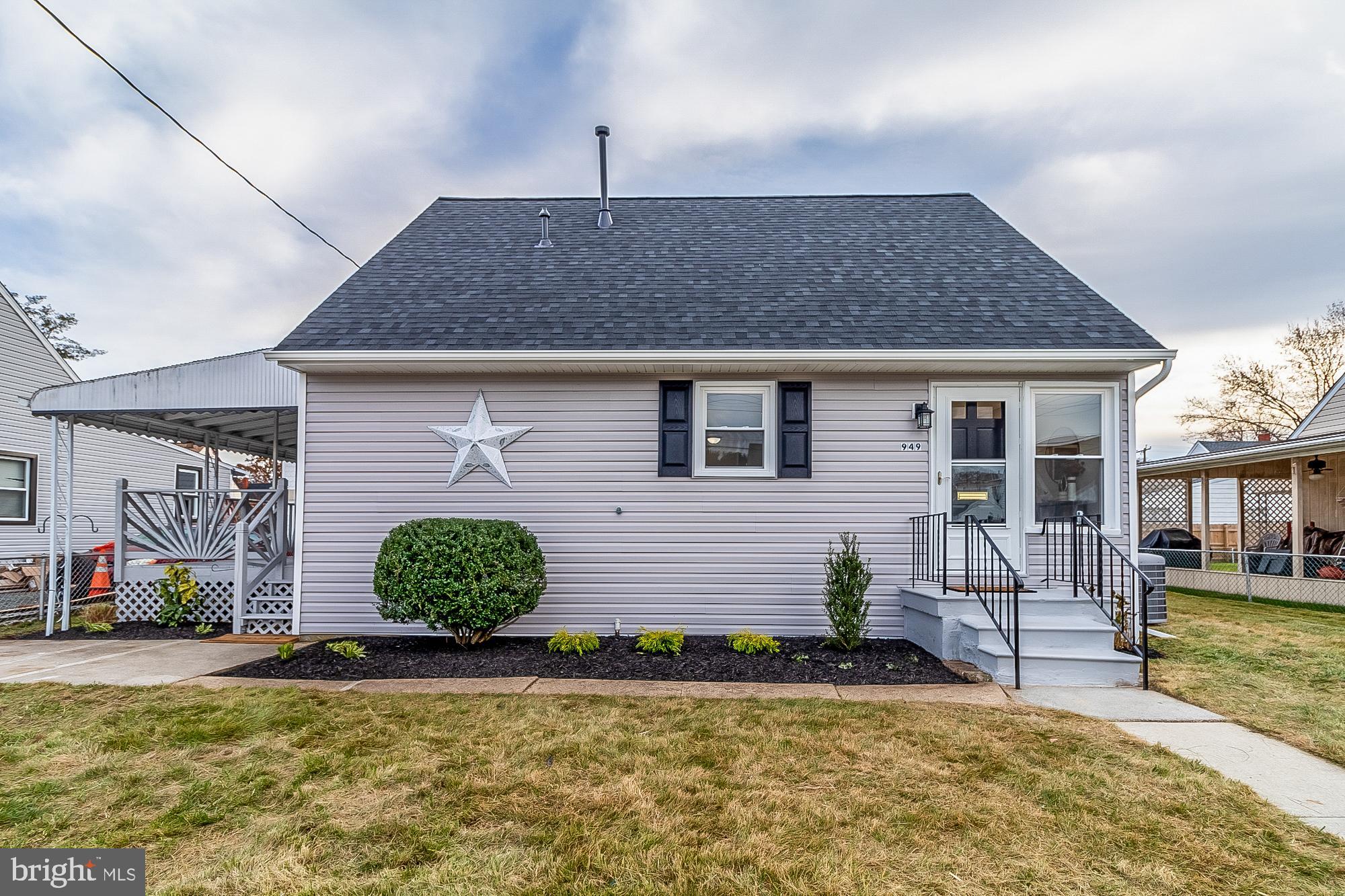 MARLYN MANOR - Residential