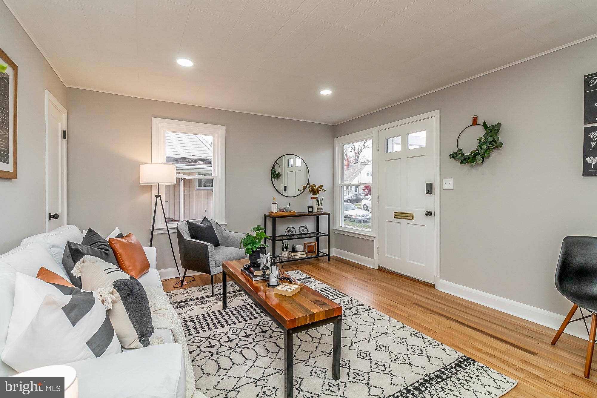 MARLYN MANOR - Residential