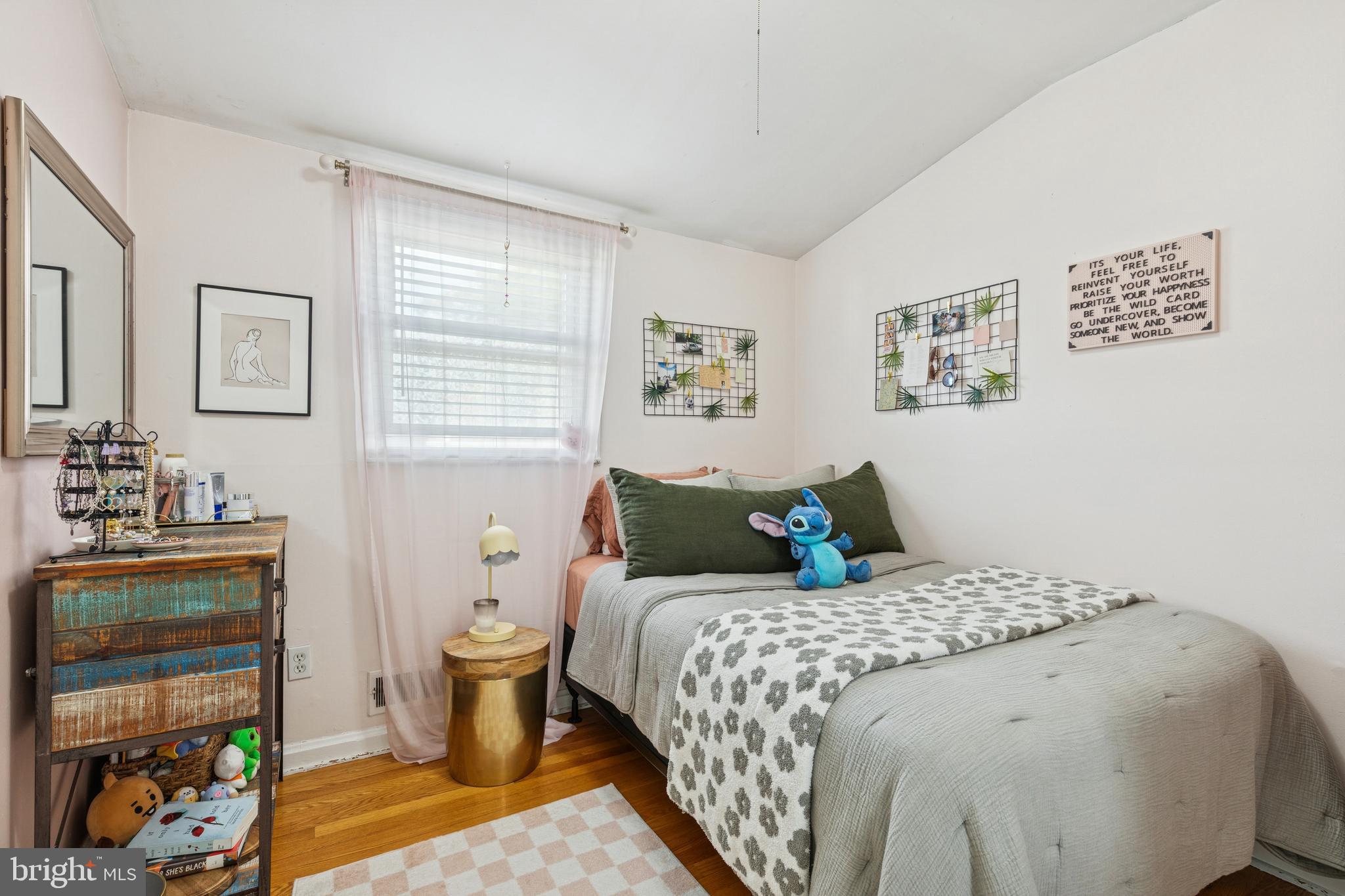 KENSINGTON - Residential