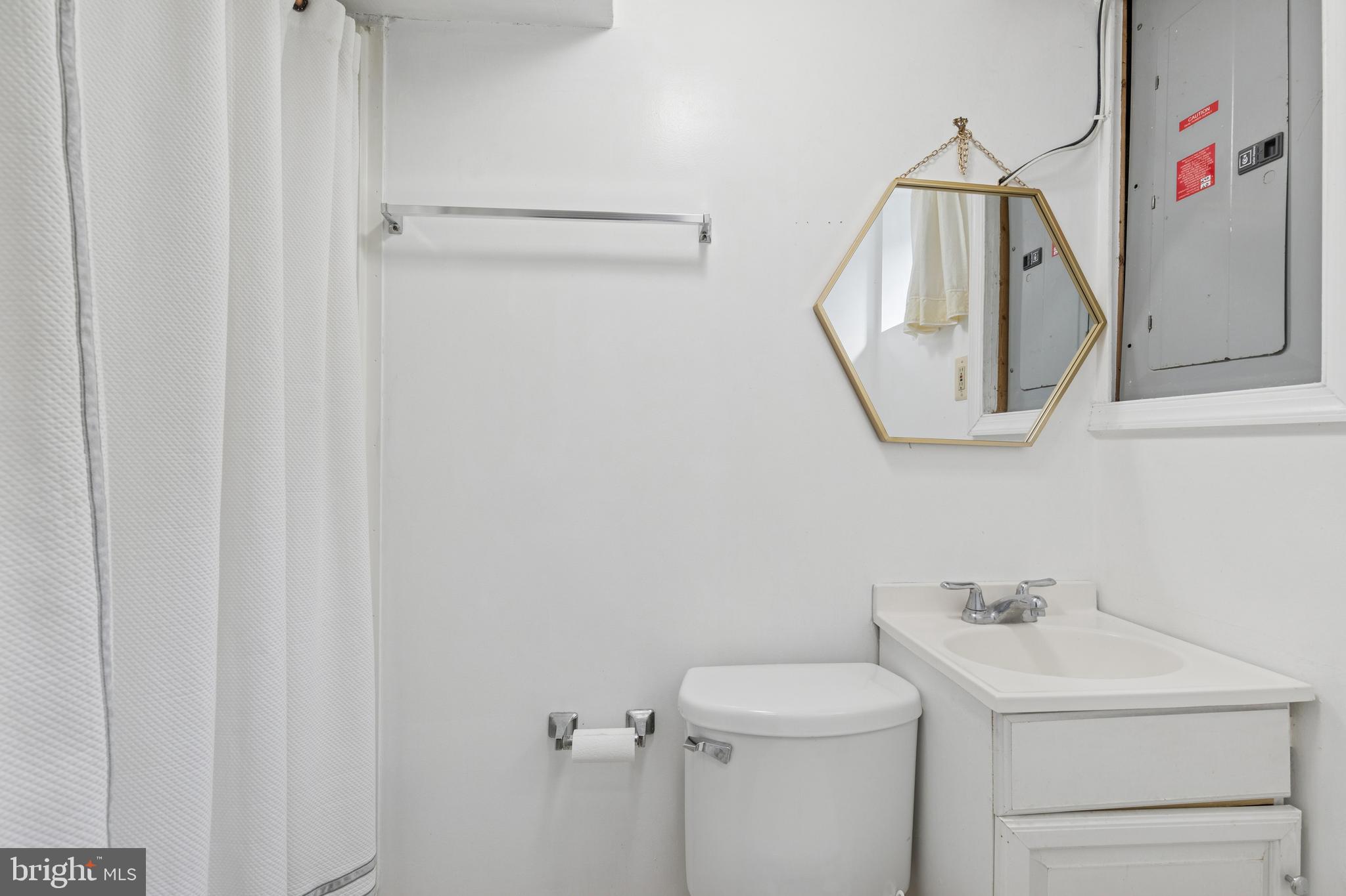 KENSINGTON - Residential