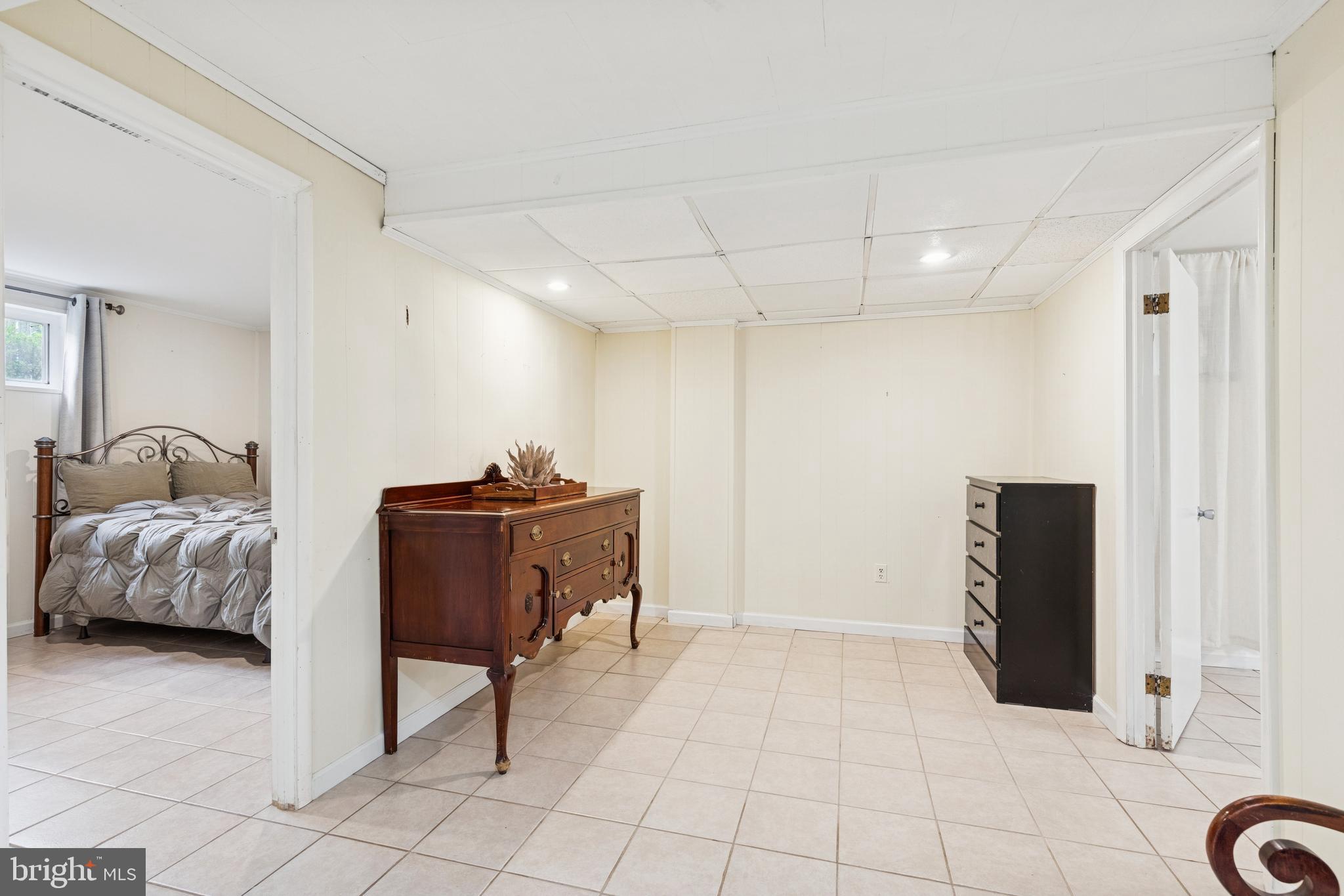 KENSINGTON - Residential