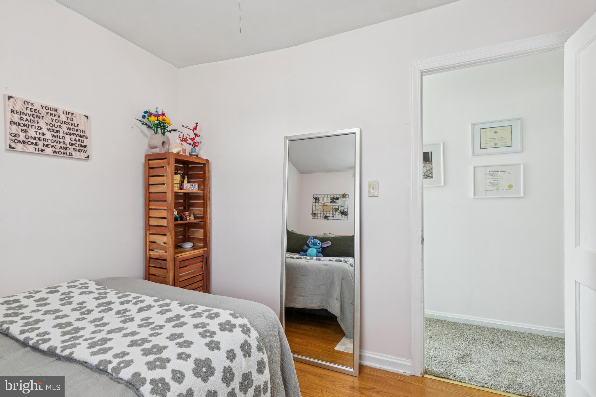 KENSINGTON - Residential